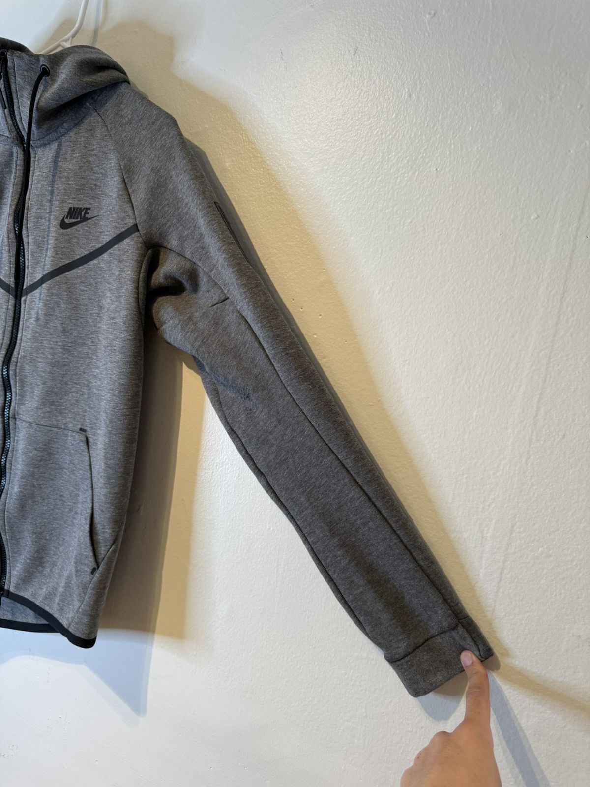 Nike Nike Tech Fleece Men's Size Small Windrunner Zip Up Hoodie Size US S / EU 44-46 / 1 - 4 Thumbnail