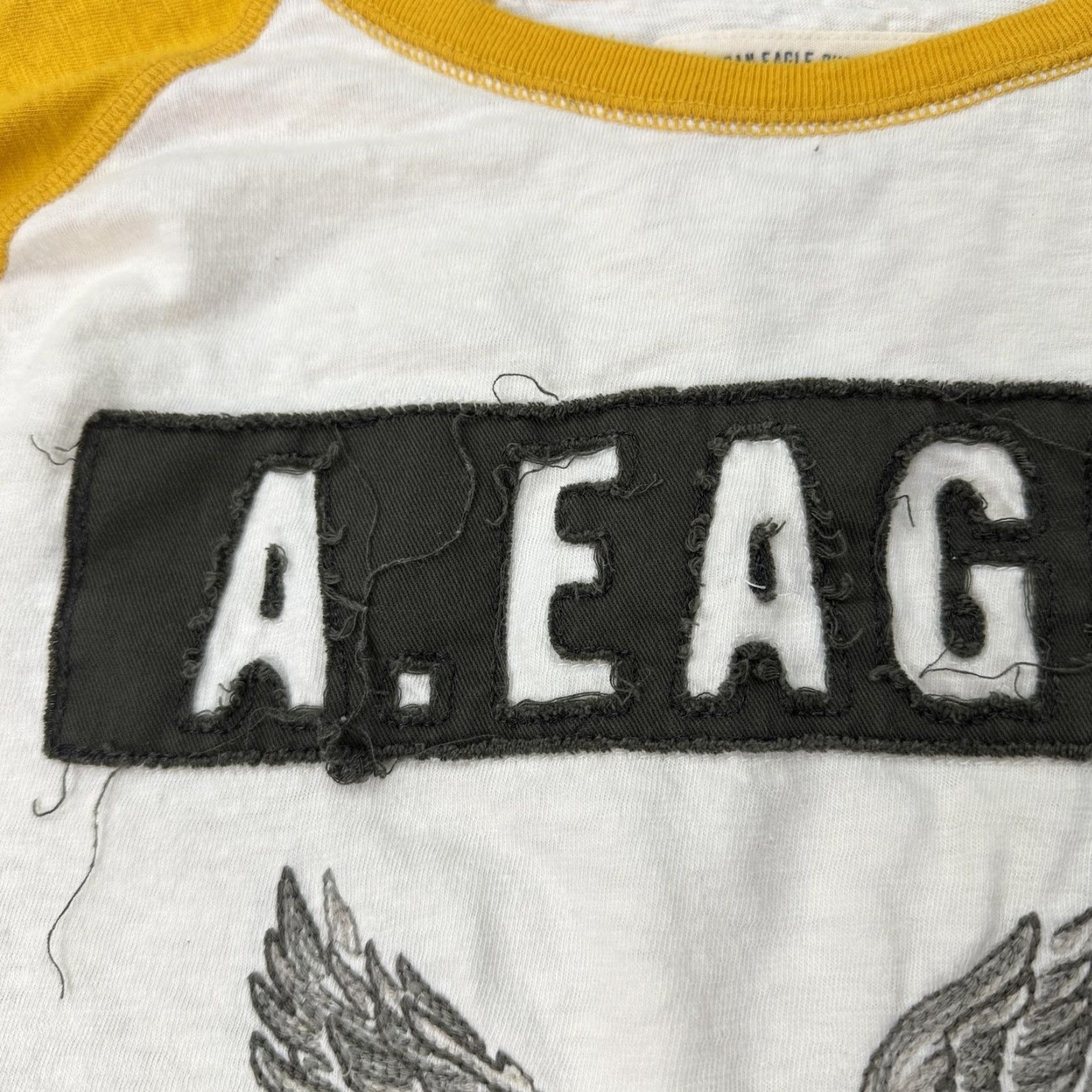American Eagle Outfitters American Eagle Shirt Men's XL White Raglan Long Sleeve Graphic Print Crew Neck Bird Y2K Size US XL / EU 56 / 4 - 4 Thumbnail