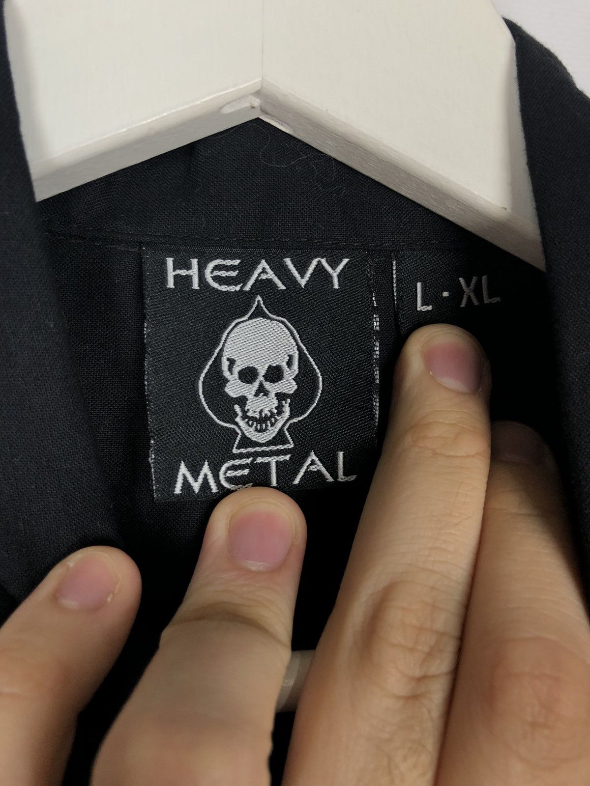 Band Tees Heavy Metal Shirt Vintage Emvroidered Black Rock size L Size US L / EU 52-54 / 3 - 8 Thumbnail