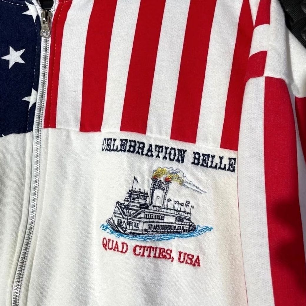 Vintage VINTAGE ESY SPORT WEAR Full Zip Shirt Men XL White USA Flag Quad Cities Red Blue Men’s XL Size US XL / EU 56 / 4 - 2 Thumbnail