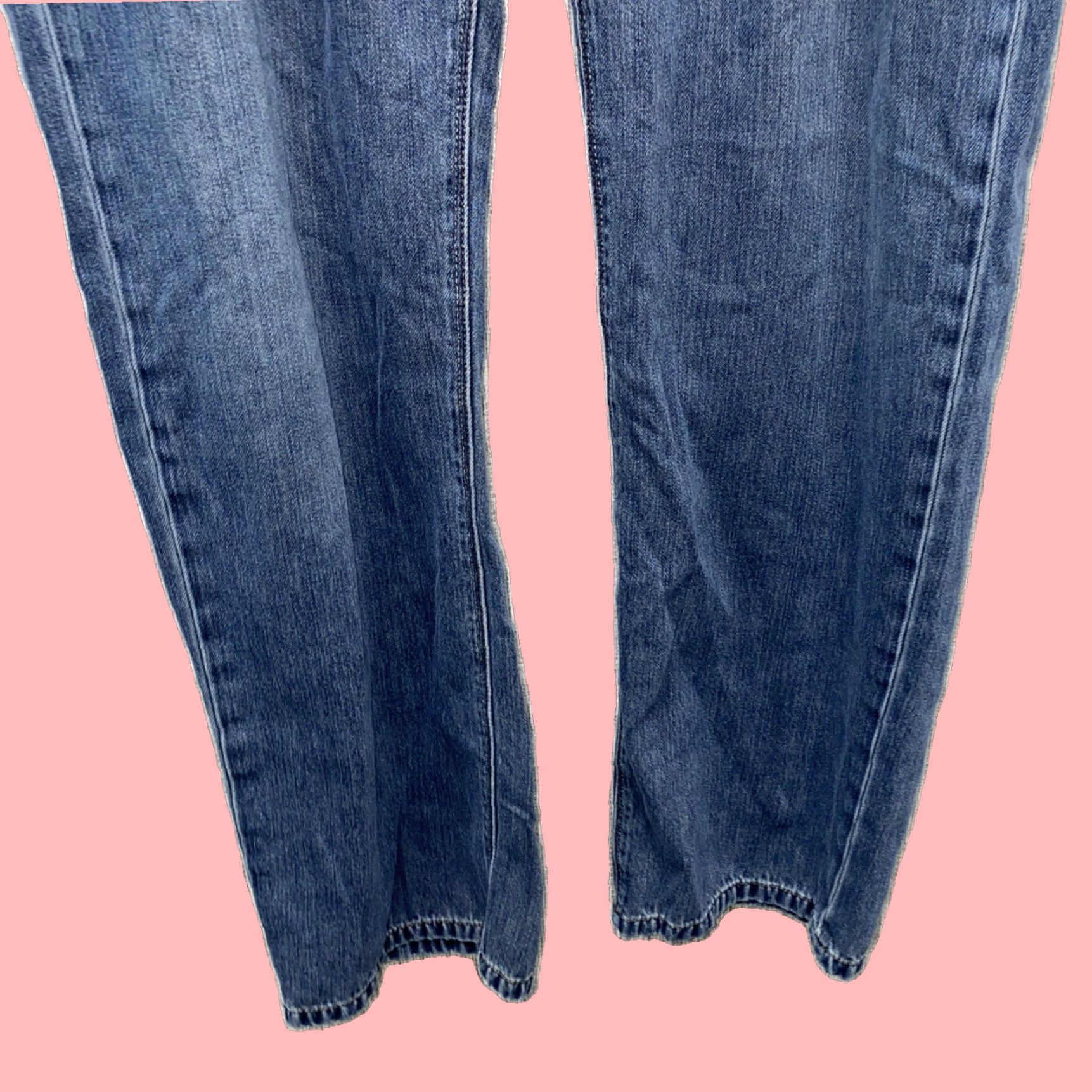 Tommy Bahama Dark Blue Denim Jeans for Men by Tommy Bahama with Zip Fly Closure in Size 38 X 32 Size US 38 / EU 54 - 3 Thumbnail