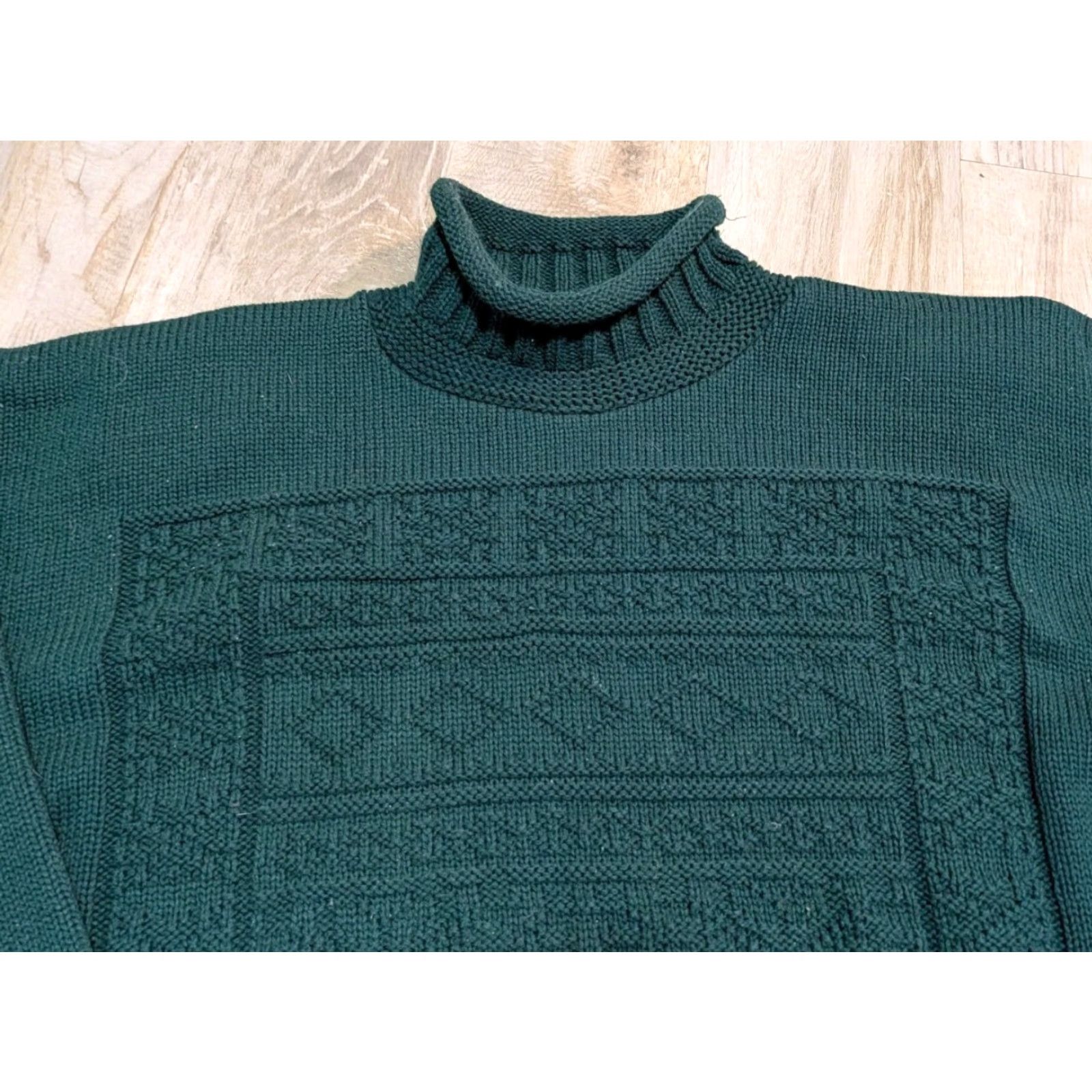 Vintage VINTAGE Peggy's Womens Acrylic Sweater Rollneck Shoulder Pads 3D Knit Green USA Made L/XL 1980s Mens Womens Size L / US 10 / IT 46 - 2 Thumbnail