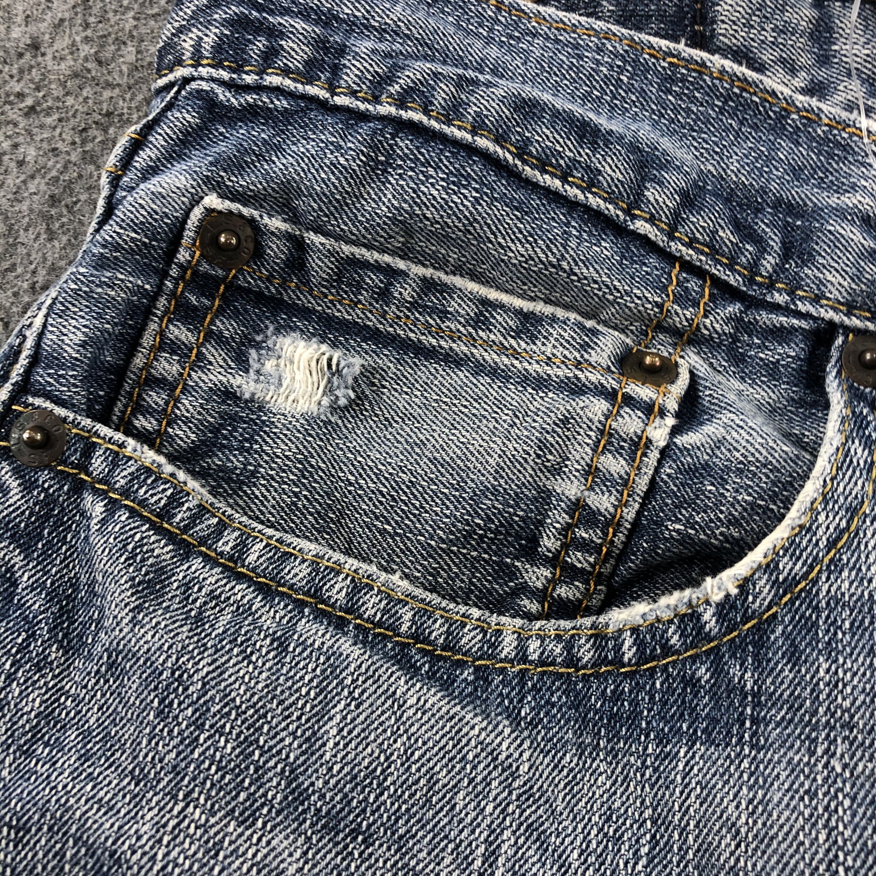 Levi's Vintage Blue Wash Levis 559 Jeans-J2670 Size US 34 / EU 50 - 8 Thumbnail
