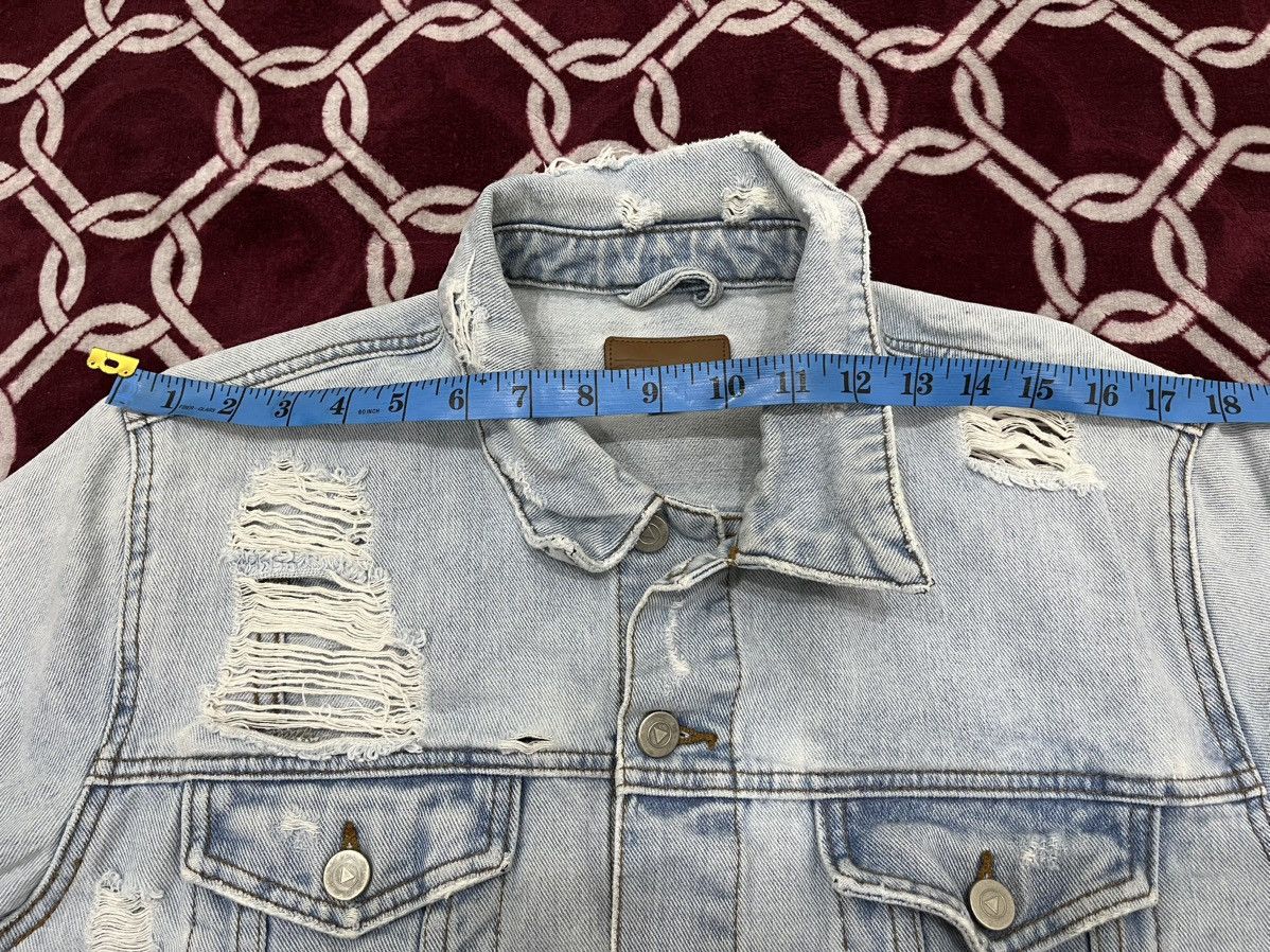 Asos Asos Ripped Trucker Denim Jacket Size US L / EU 52-54 / 3 - 21 Thumbnail