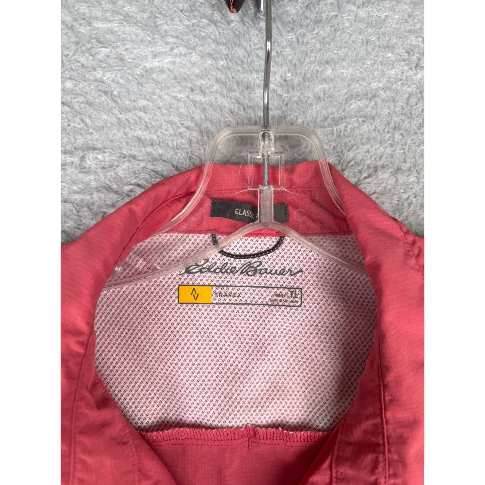 Eddie Bauer Eddie Bauer Shirt Women Large Tall Pink Button Up Vented Fish Angler Long Sleeve Size L / US 10 / IT 46 - 7 Thumbnail