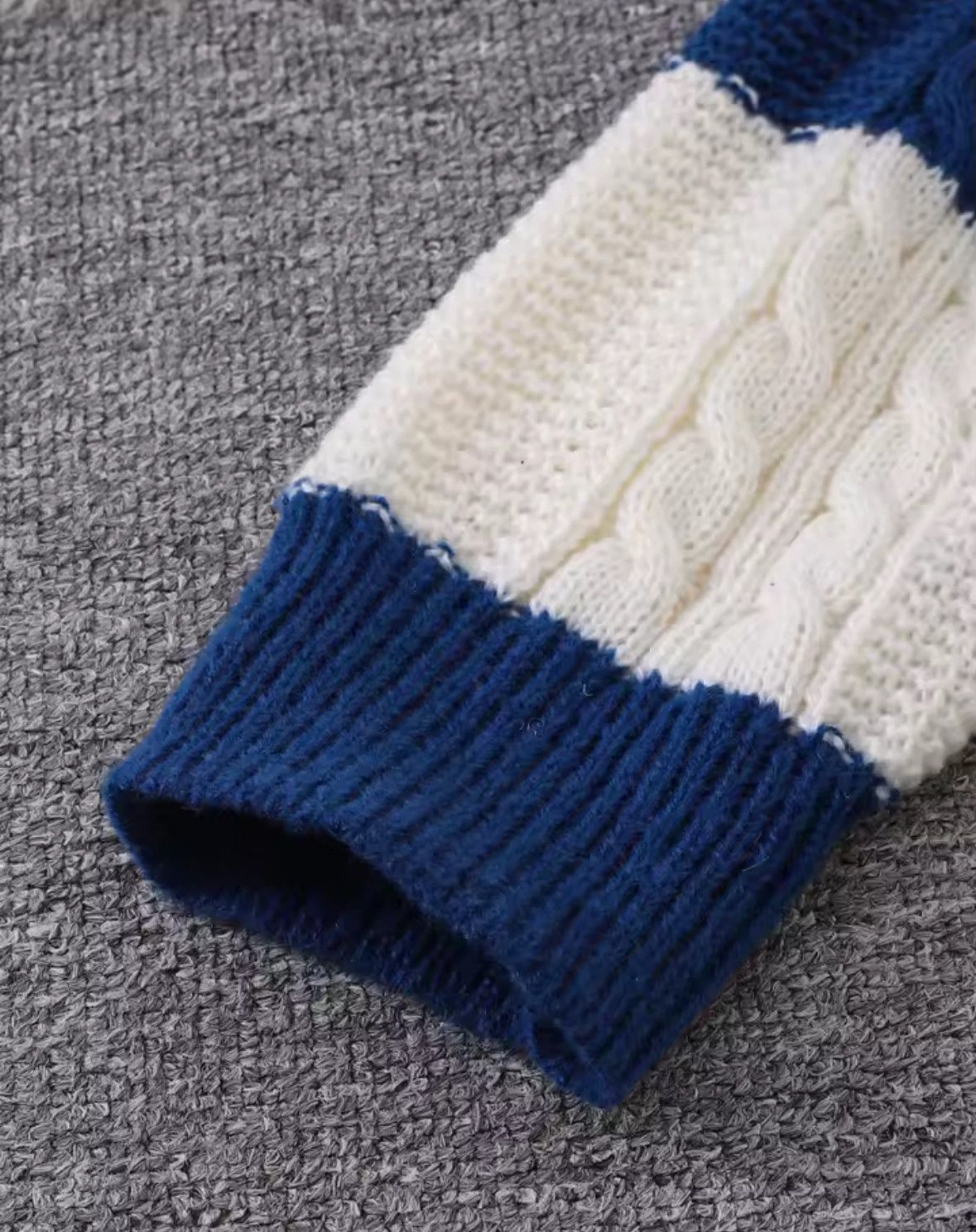 Other Street Popular Blue Stripe Sweater Jacquard Knitwear Size US XL / EU 56 / 4 - 5 Thumbnail