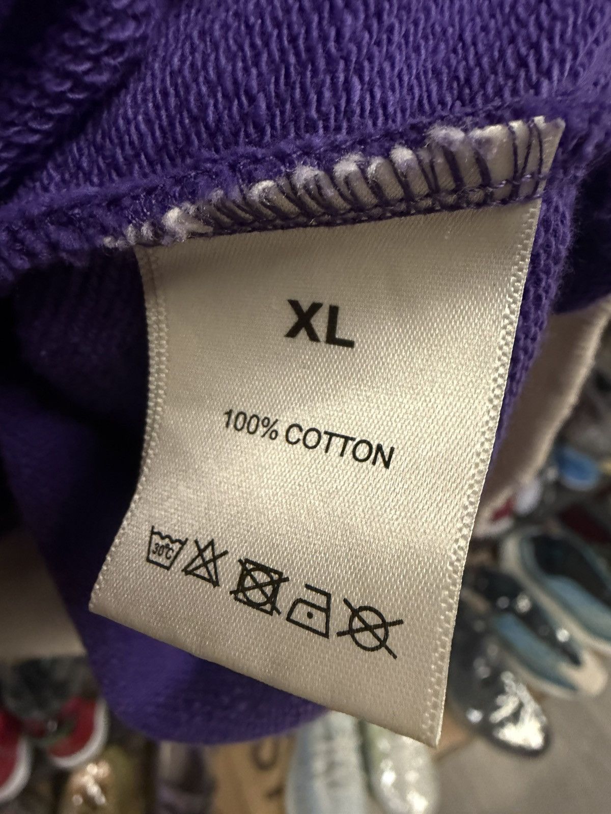 Vale Vale valley pre owned xl alien sweater Size US XL / EU 56 / 4 - 3 Thumbnail