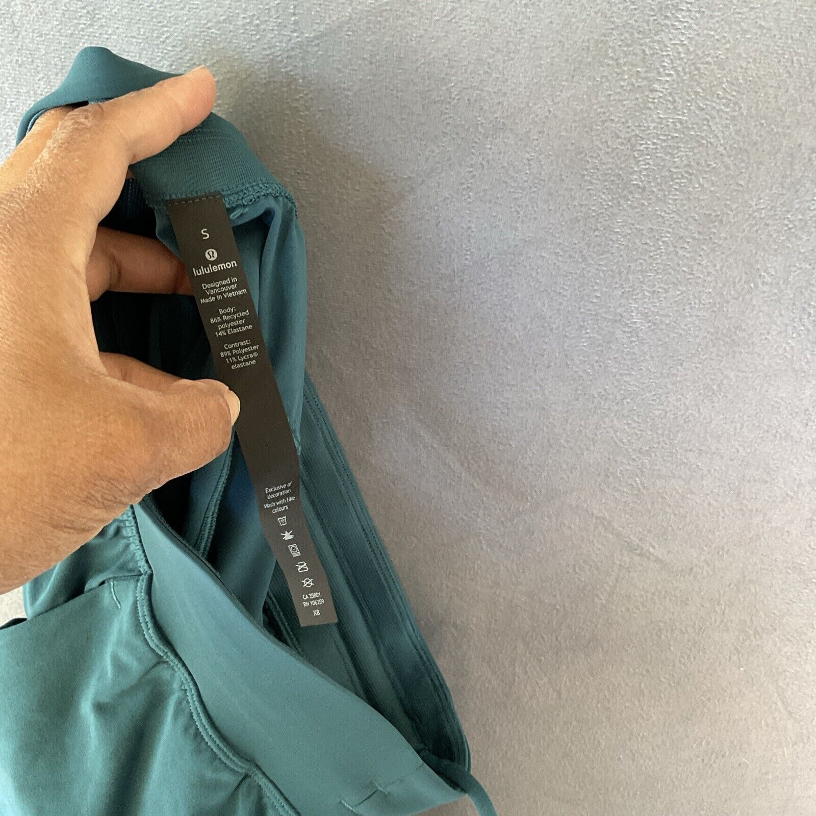 Lululemon Lululemon Men's Shorts Size Small Pull On Athletica Light Size US 27 - 9 Thumbnail