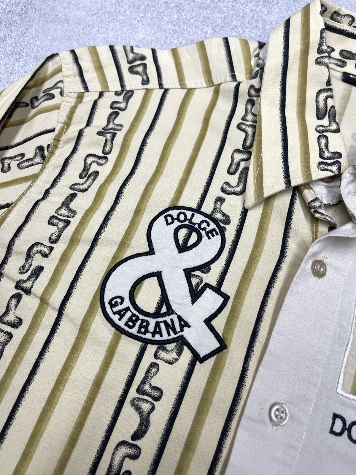 Dolce & Gabbana Vintage Dolce & Gabbana Logo Pattern Stripe Patch Shirt Size US M / EU 48-50 / 2 - 6 Thumbnail