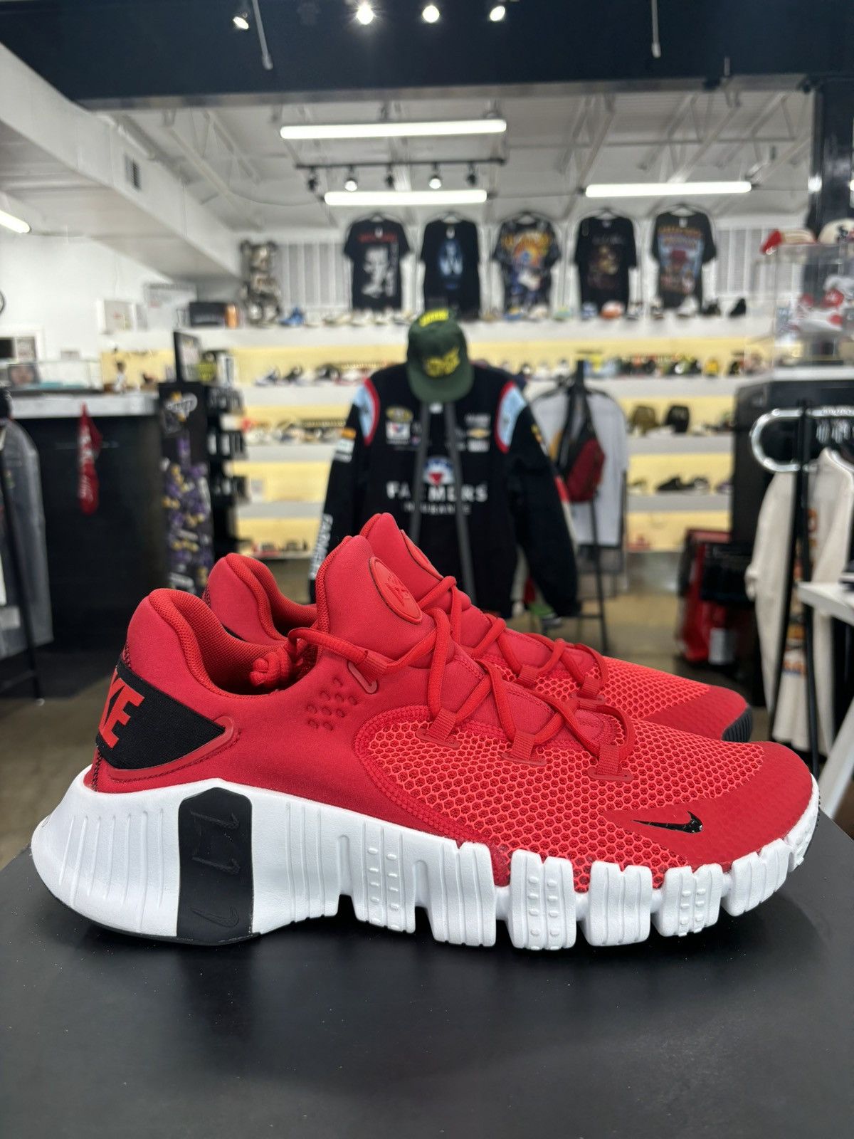 Nike Nike Free Metcon 4 Light Crimson Sz. 14 Size US 14 / EU 47 - 4 Thumbnail