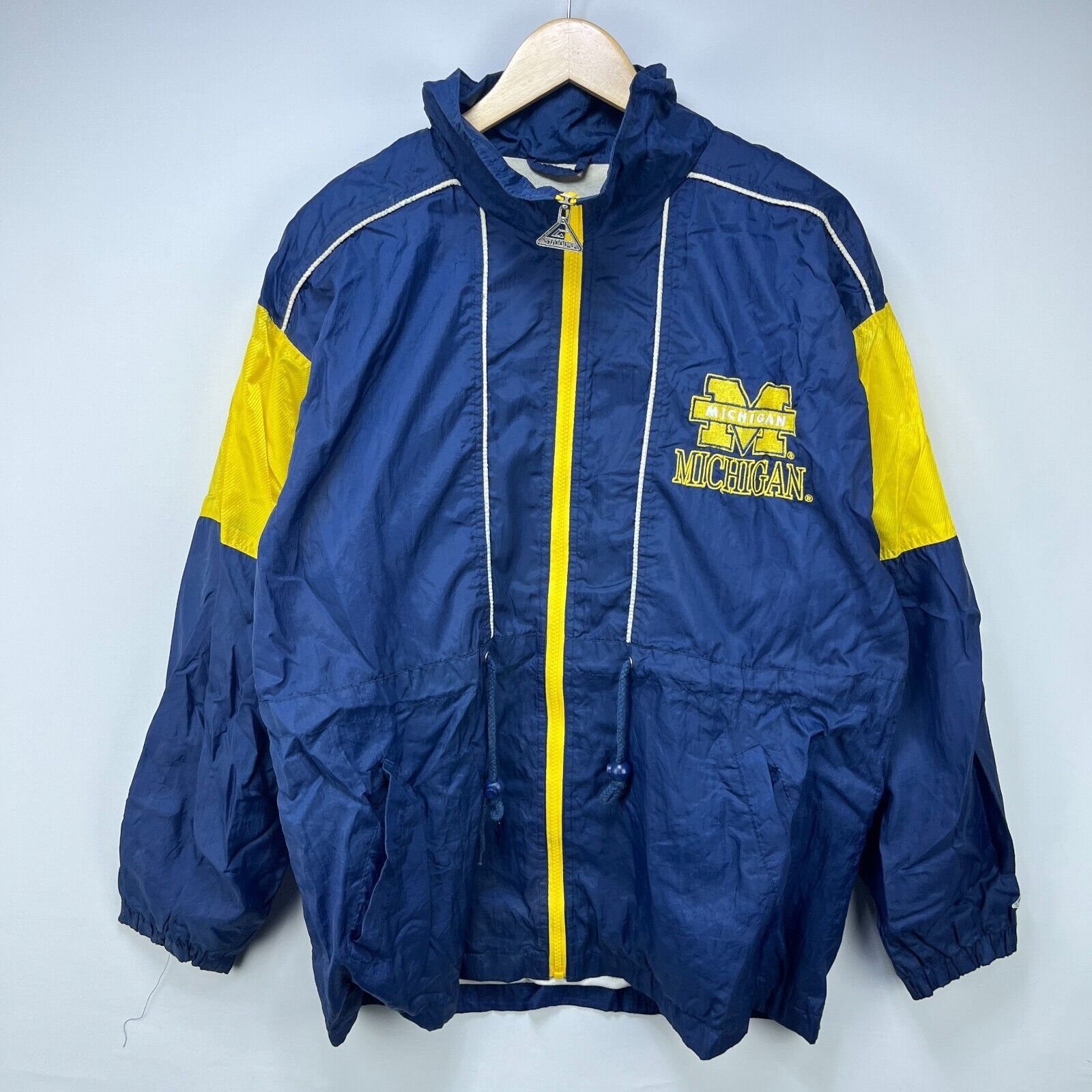 Vintage Vintage 90s Michigan Wolverines Windbreaker Jacket Large Size US L / EU 52-54 / 3 - 1 Thumbnail
