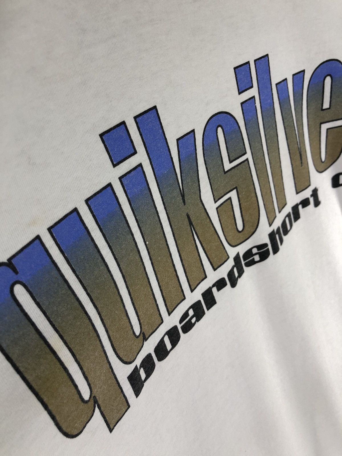 Quiksilver Vintage Quiksilver Big Spellout Distressed Tshirt Size US L / EU 52-54 / 3 - 19 Thumbnail