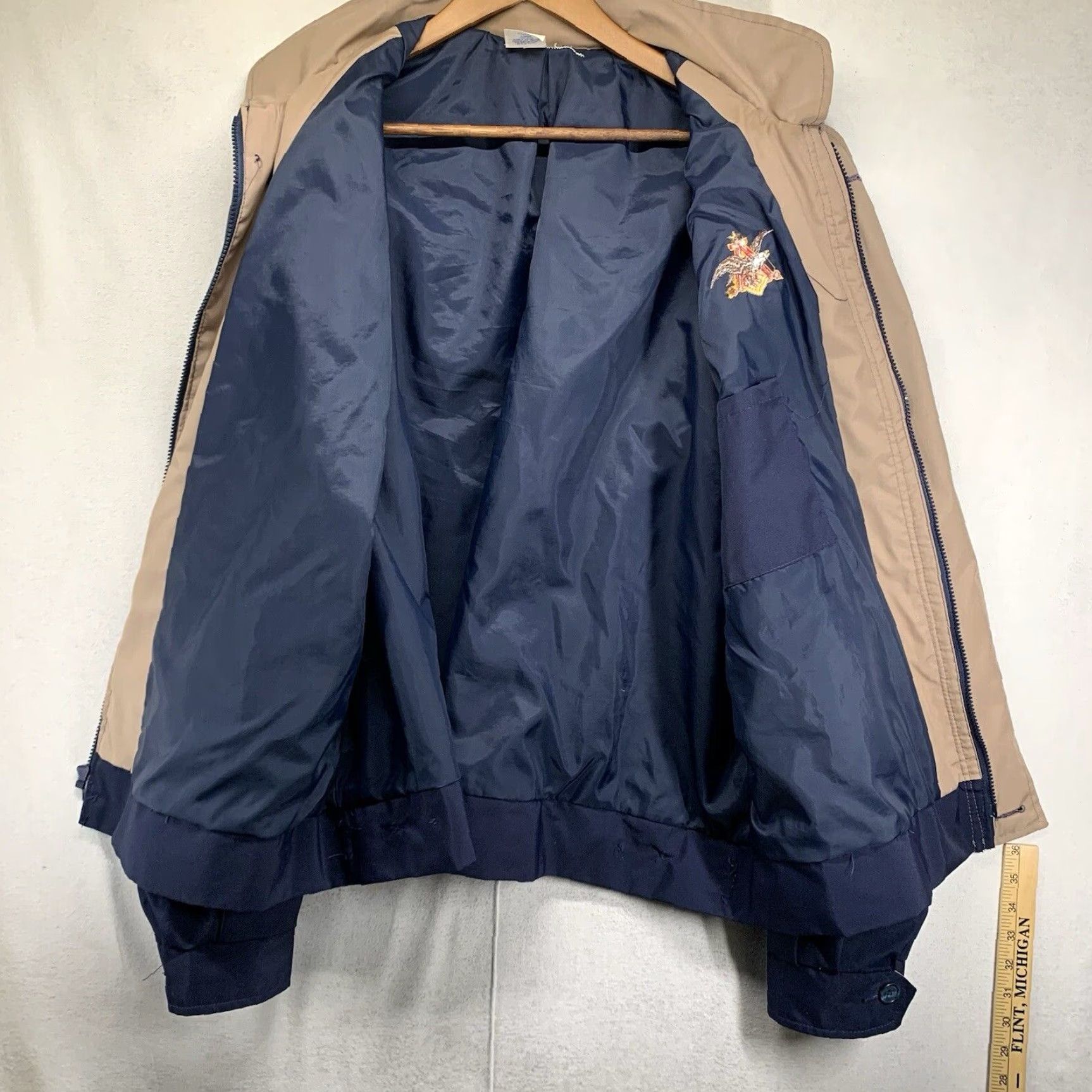 Budweiser VINTAGE Budweiser Anheuser Busch Bomber Jacket Mens Big & Tall 2XL Blue All Seasons 80s 90s Beer Logo Size US XXL / EU 58 / 5 - 3 Thumbnail