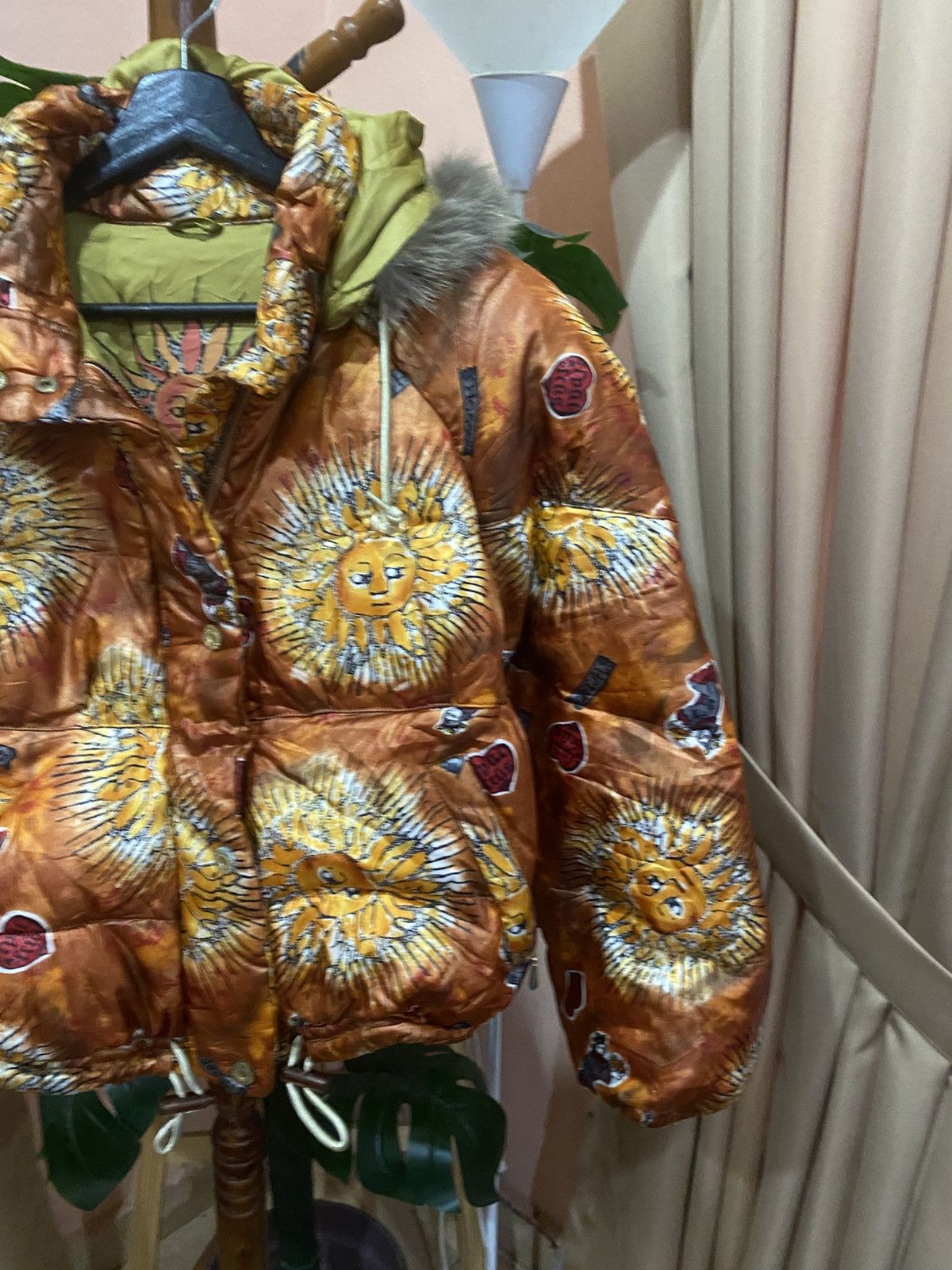 Other Vintage Sun Print Down Jacket with Faux Fur Hood – Japan Size M / US 6-8 / IT 42-44 - 4 Thumbnail