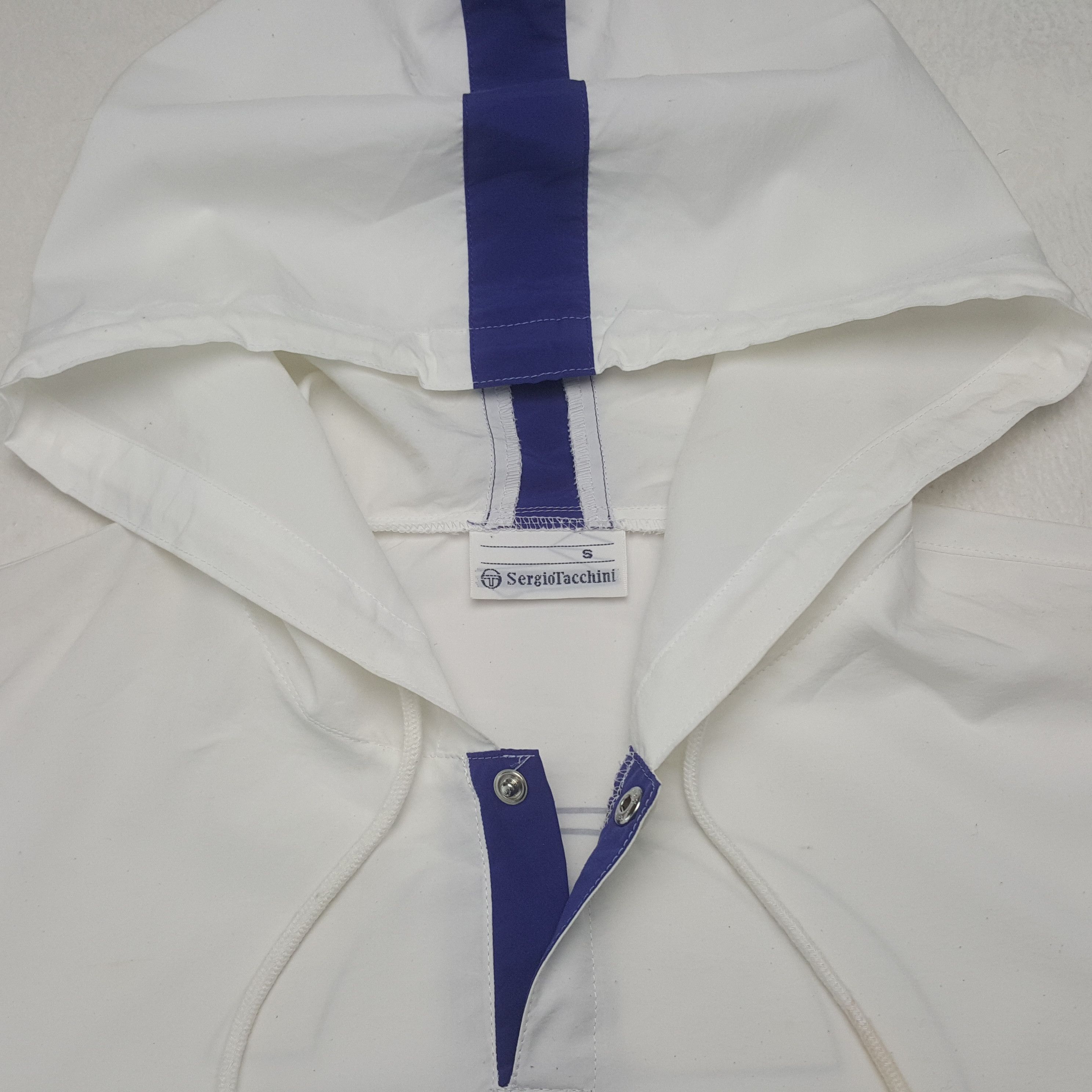 Sergio Tacchini Vintage Sergio Tacchini Windbreaker Jacket Hoodie Size US M / EU 48-50 / 2 - 5 Thumbnail