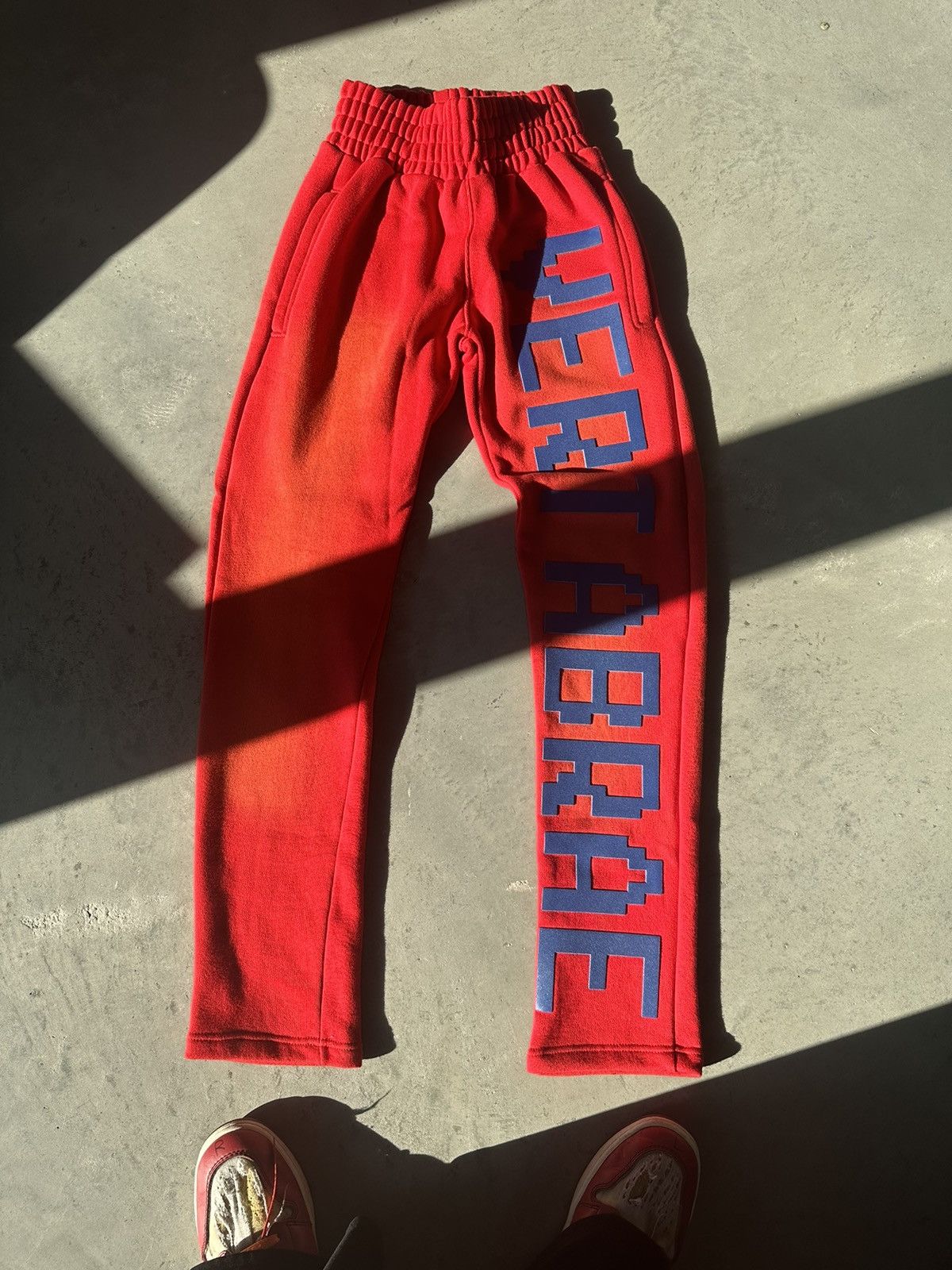 image of Vertabrae Vertebrae Red/blue Sweatpants, Men's (Size 30)