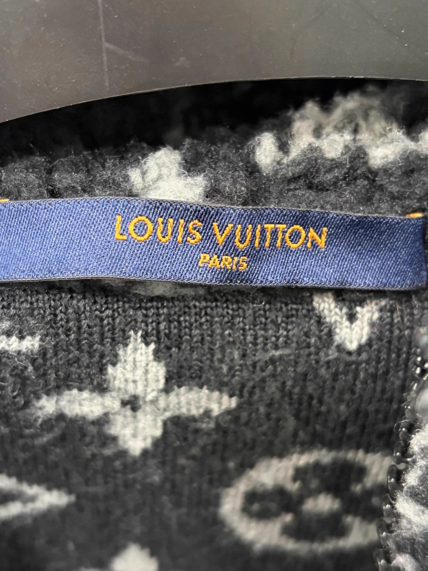 Louis Vuitton LV Fleece Jacket S ITALY AUTH Near New Size US S / EU 44-46 / 1 - 3 Thumbnail
