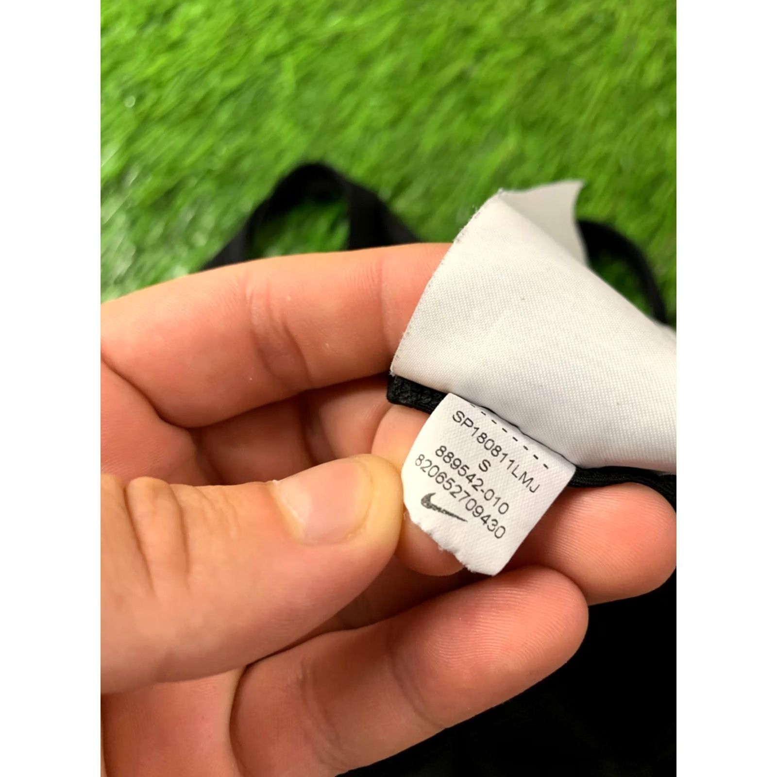 Nike NIKE DRI-FIT RUN SHIRT VEST S WOMEN XS? Size S / US 4 / IT 40 - 7 Thumbnail