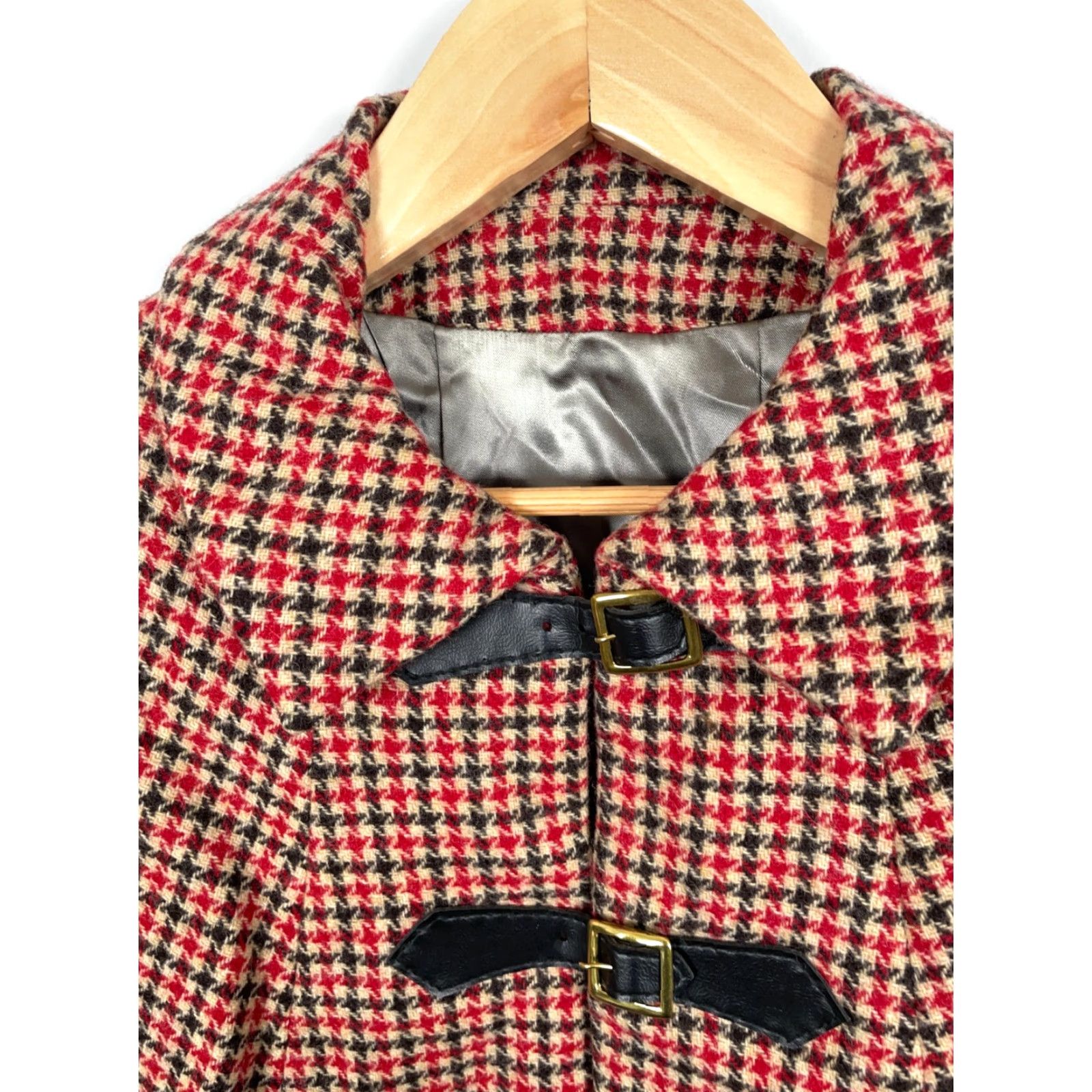 Vintage VINTAGE Poncho Cape Houndstooth Wool Red Black Lined Buckle Front Woman One Size - 60s Bohemian Hipster Retro Mod Fringe Embroidered Dry Clean Only Size ONE SIZE - 3 Thumbnail
