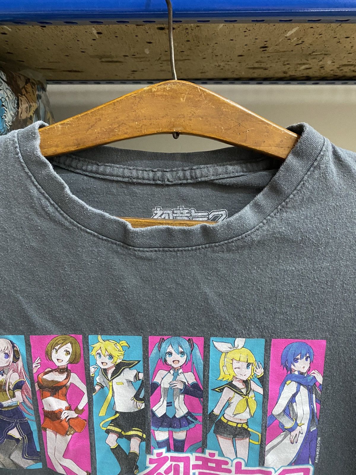 Anime HATSUNE MIKU TSHIRT Size US L / EU 52-54 / 3 - 5 Thumbnail