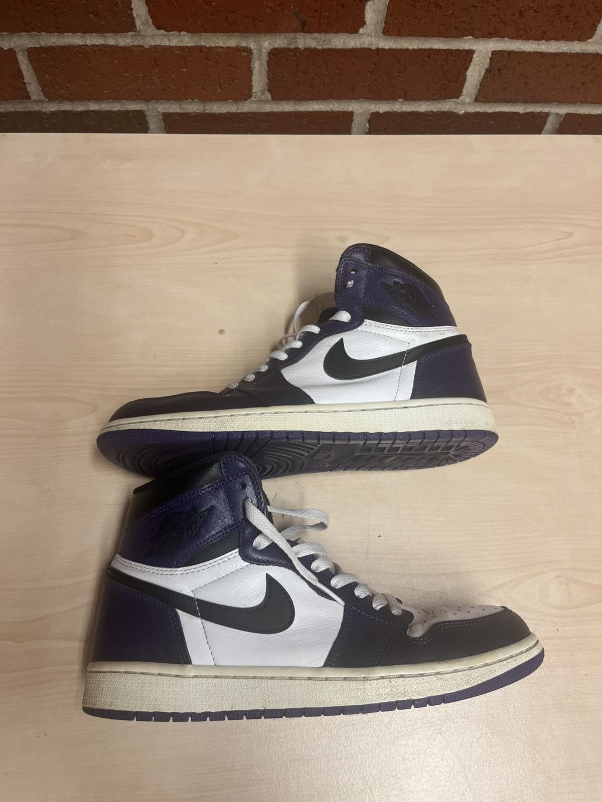 Nike Air Jordan 1 Retro High OG 'Court Purple 2.0' Size US 9 / EU 42 - 1 Thumbnail