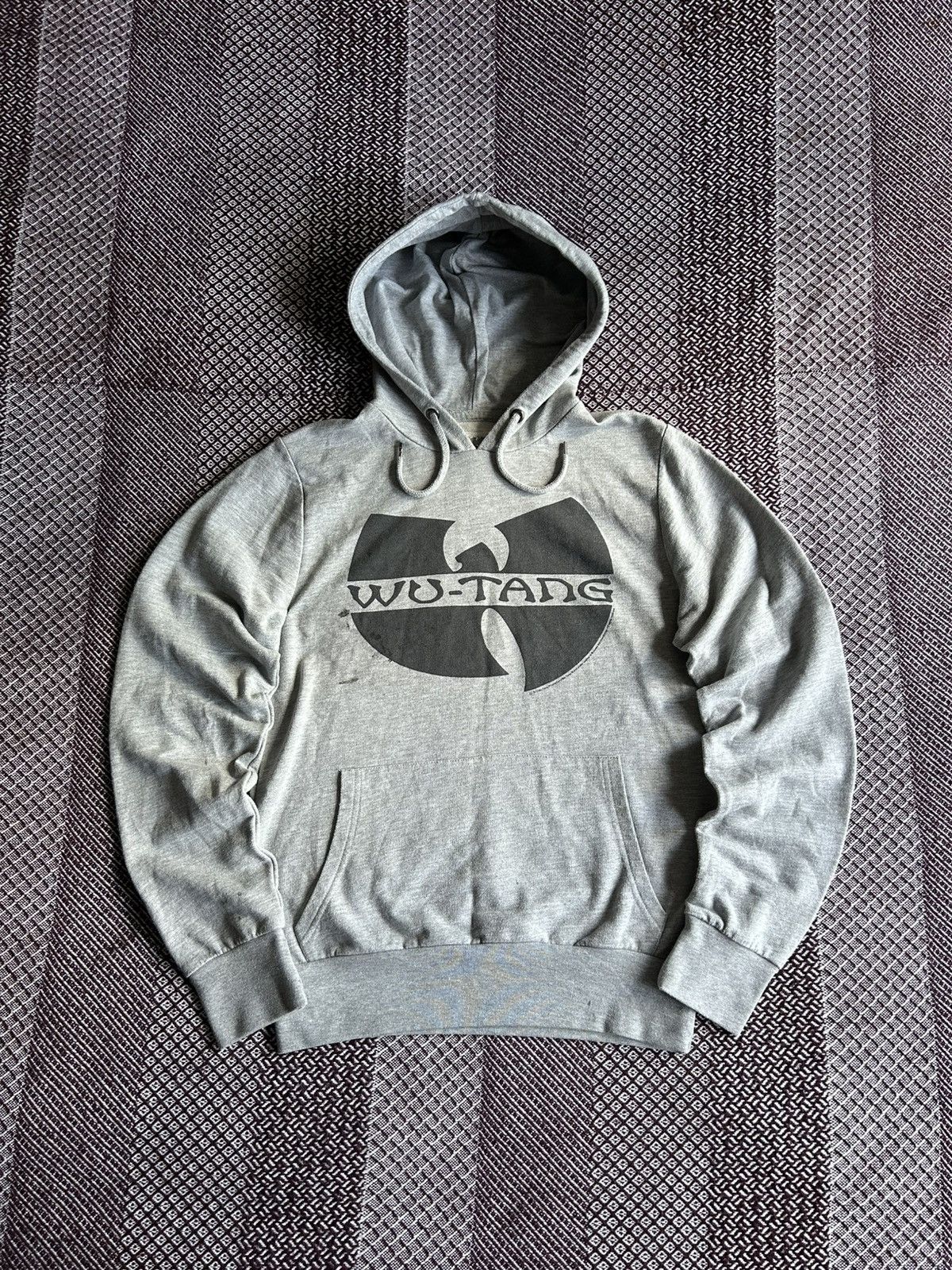 Wu-Tang Clan Vintage Wu-Tang Big Logo Hoodie 2011 Official Thrashed Item Size US S / EU 44-46 / 1 - 1 Thumbnail
