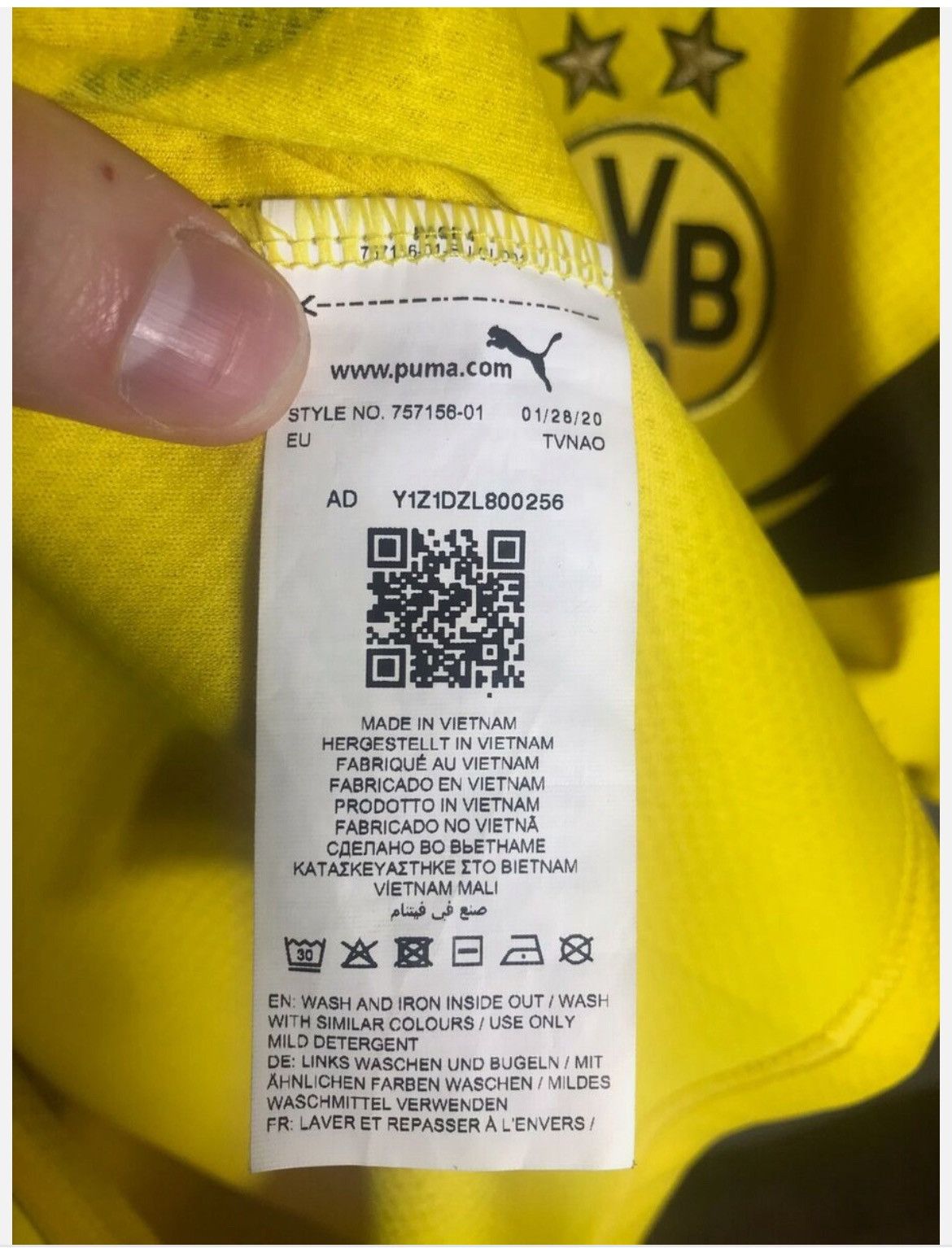 Puma BORUSSIA DORTMUND 2020 2021 HOME SHIRT SOCCER JERSEY PUMA Size US M / EU 48-50 / 2 - 11 Thumbnail