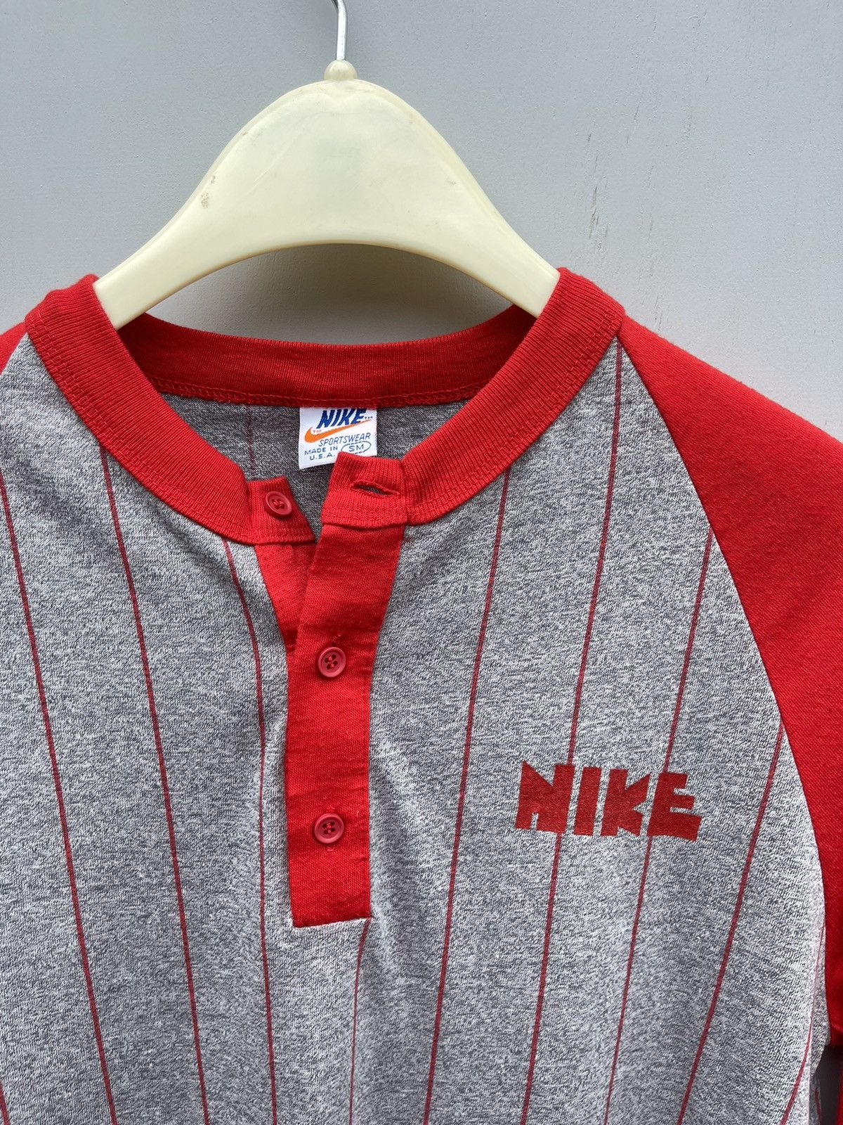 Nike Vintage Nike Block Letter Raglan 70s Rare Baseball T Shirt Size US S / EU 44-46 / 1 - 13 Thumbnail