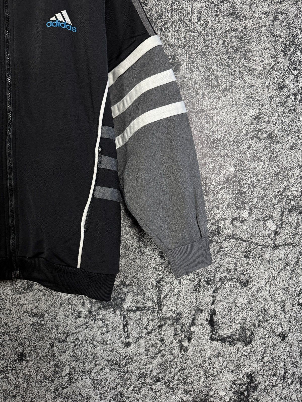 Adidas Adidas Vintage Track Jacket Detachable Sleeves 90s Size M Size US M / EU 48-50 / 2 - 5 Thumbnail