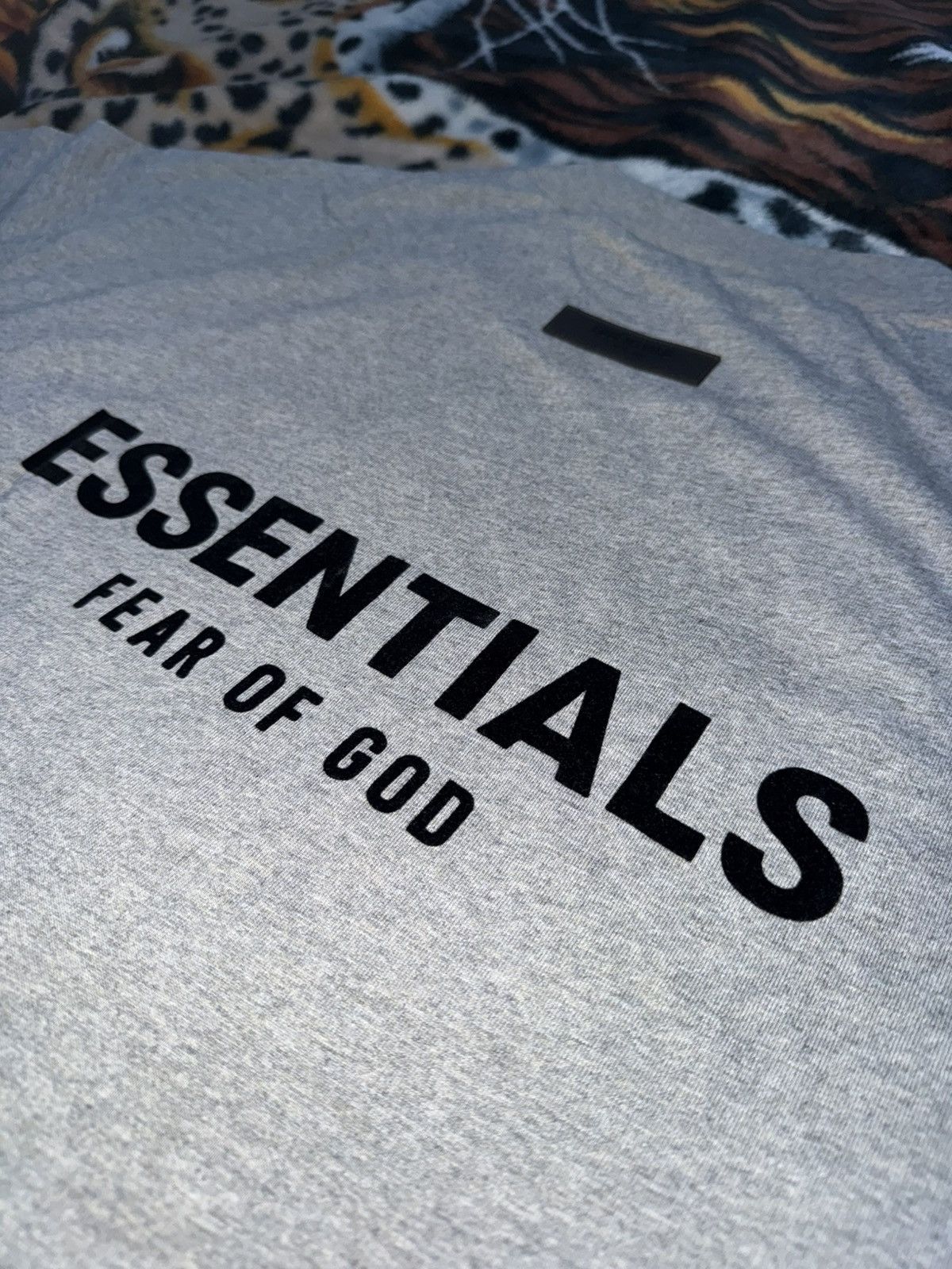 Essentials Fear of God Essentials "Dark Oatmeal" Tee Size US L / EU 52-54 / 3 - 5 Thumbnail
