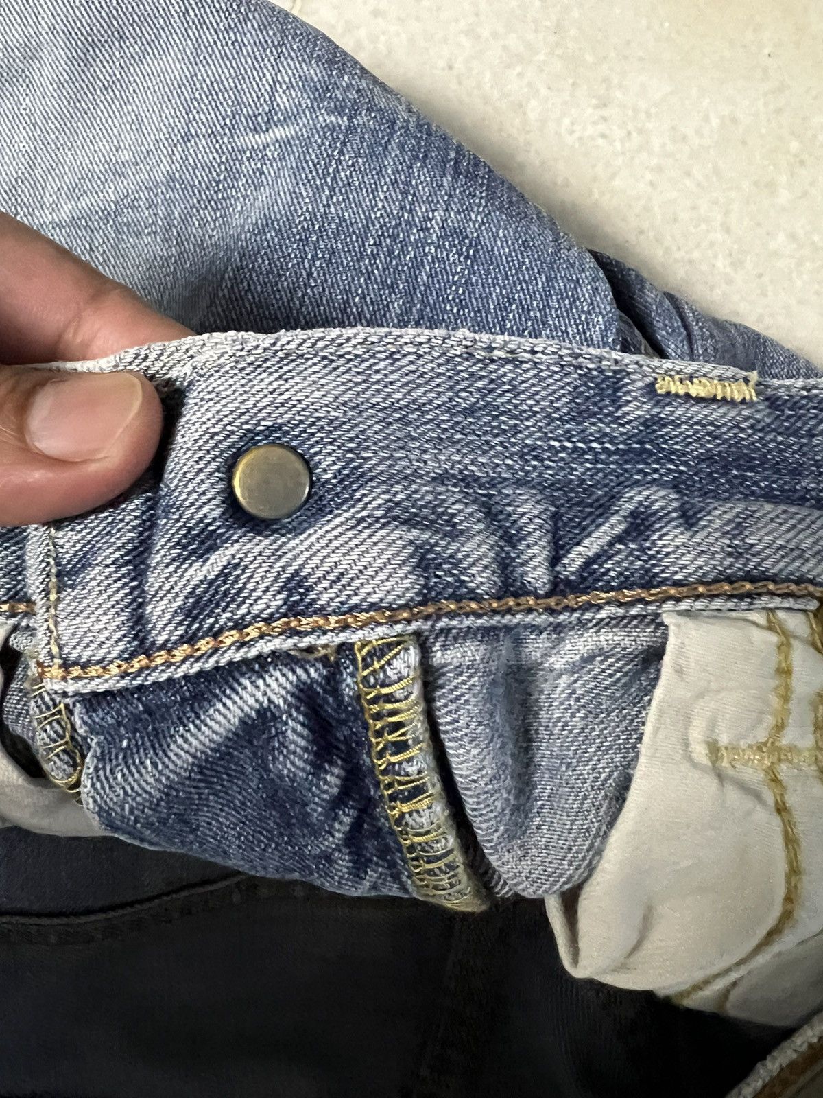 Lee × Vintage Vintage Lee 101 Distressed Light Wash Jeans Size US 29 - 8 Thumbnail