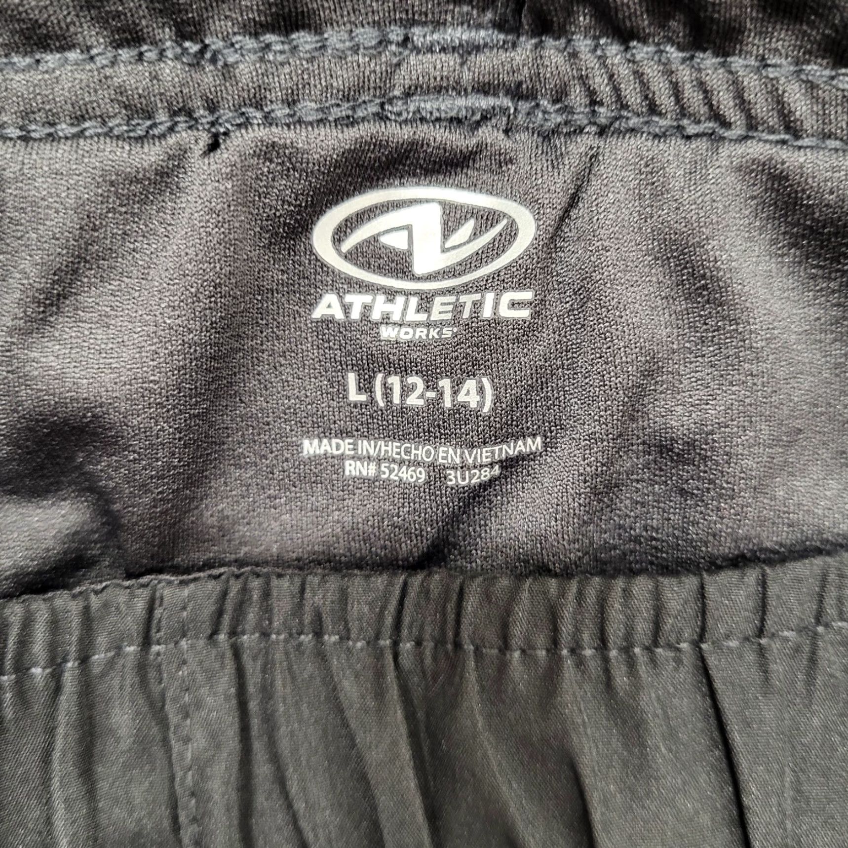 Athletic Works VINTAGE Athletic Works Active Shorts Womens L Black Built-In Pockets Athletic Size 36" / US 14 / IT 50 - 3 Thumbnail