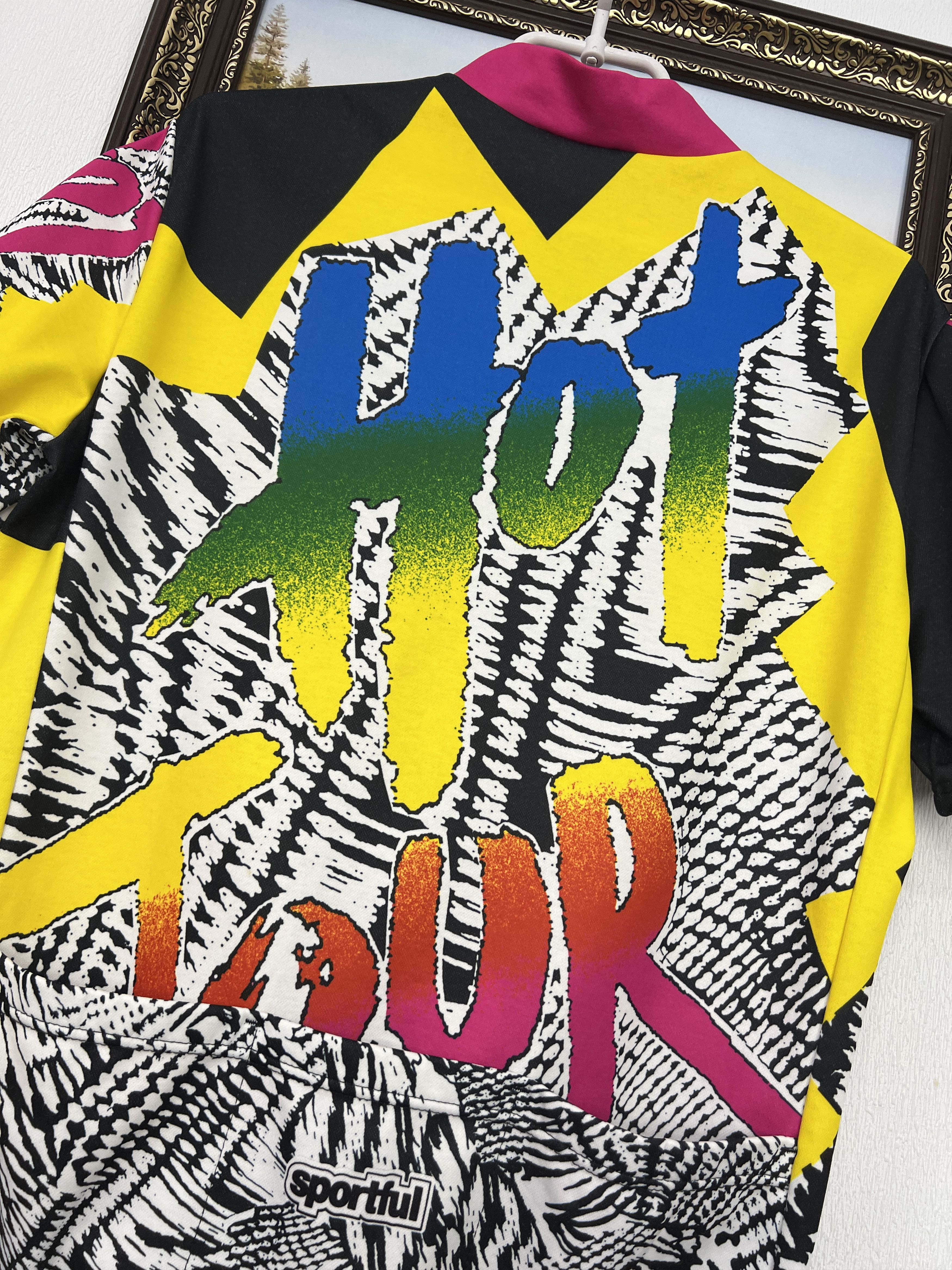 Vintage Hot Tour Italy Cycling Over Print Jersey Maglia Trikot Shirt Size US L / EU 52-54 / 3 - 10 Thumbnail