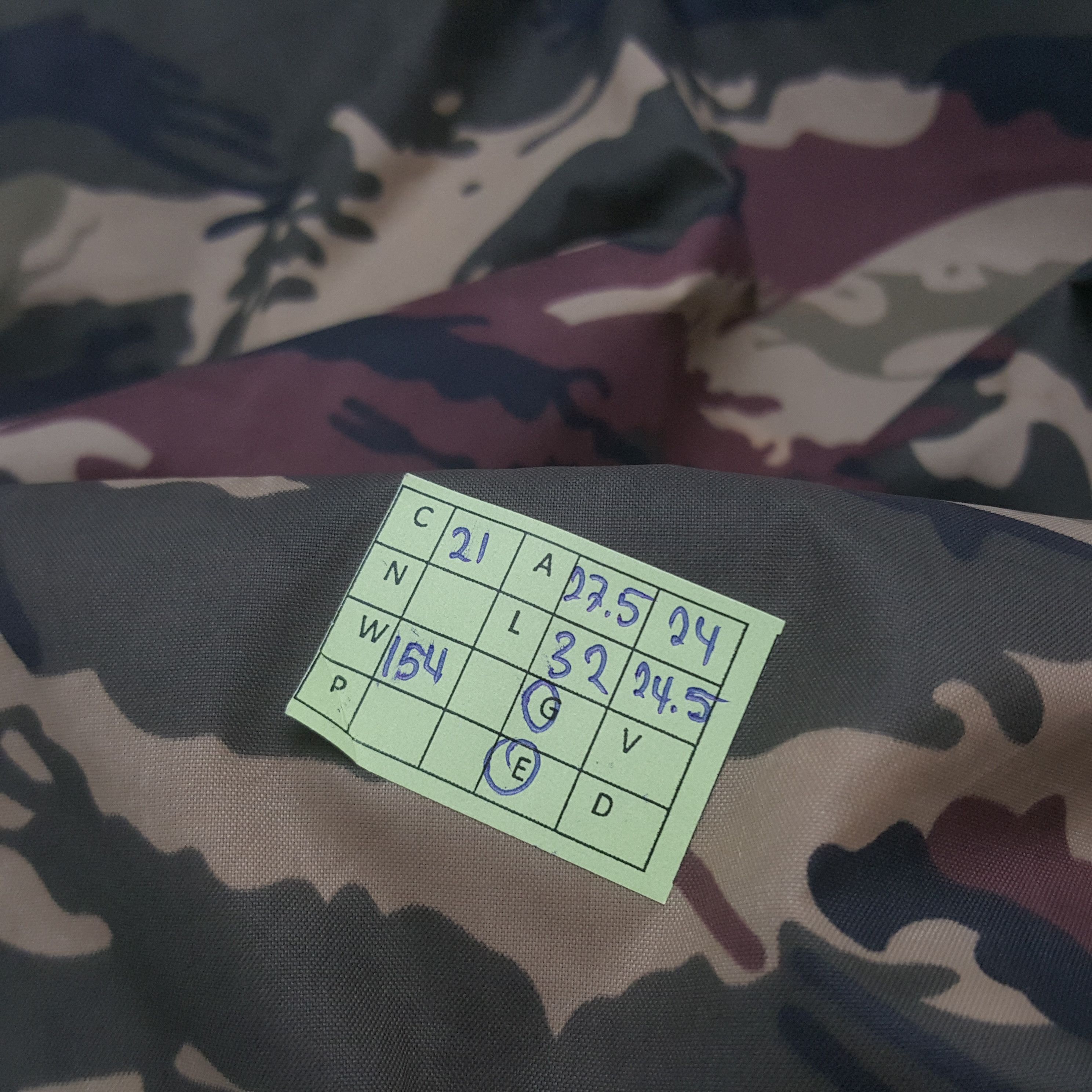 Other Vintage Military Windbreaker Baggy Hoodie Camo Style RR21 Size US XXL / EU 58 / 5 - 9 Thumbnail