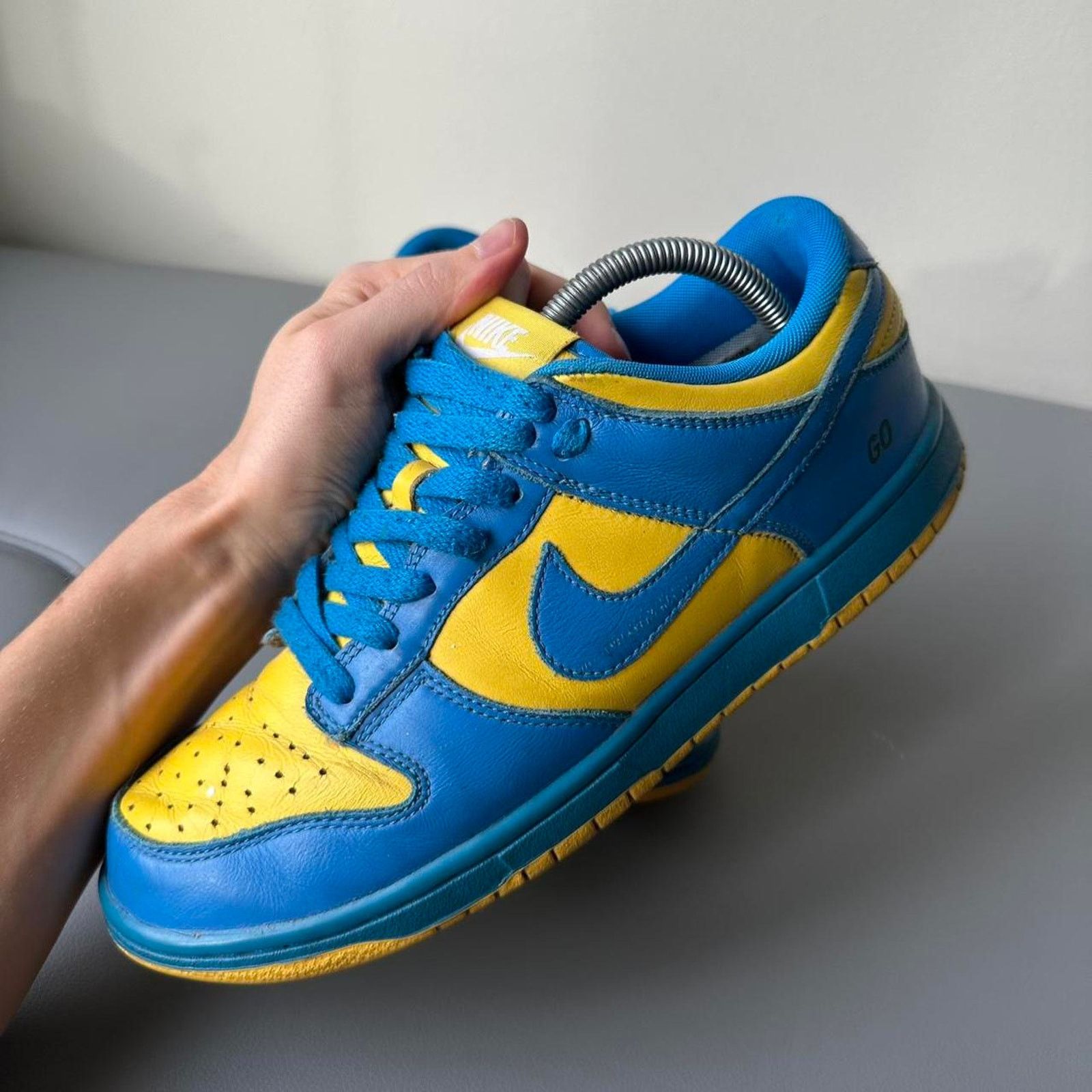 Nike × Vintage Vintage 2016 Nike ID Michigan Wolverines UofM SB Dunk Shoes Size US 8.5 / EU 41-42 - 2 Thumbnail