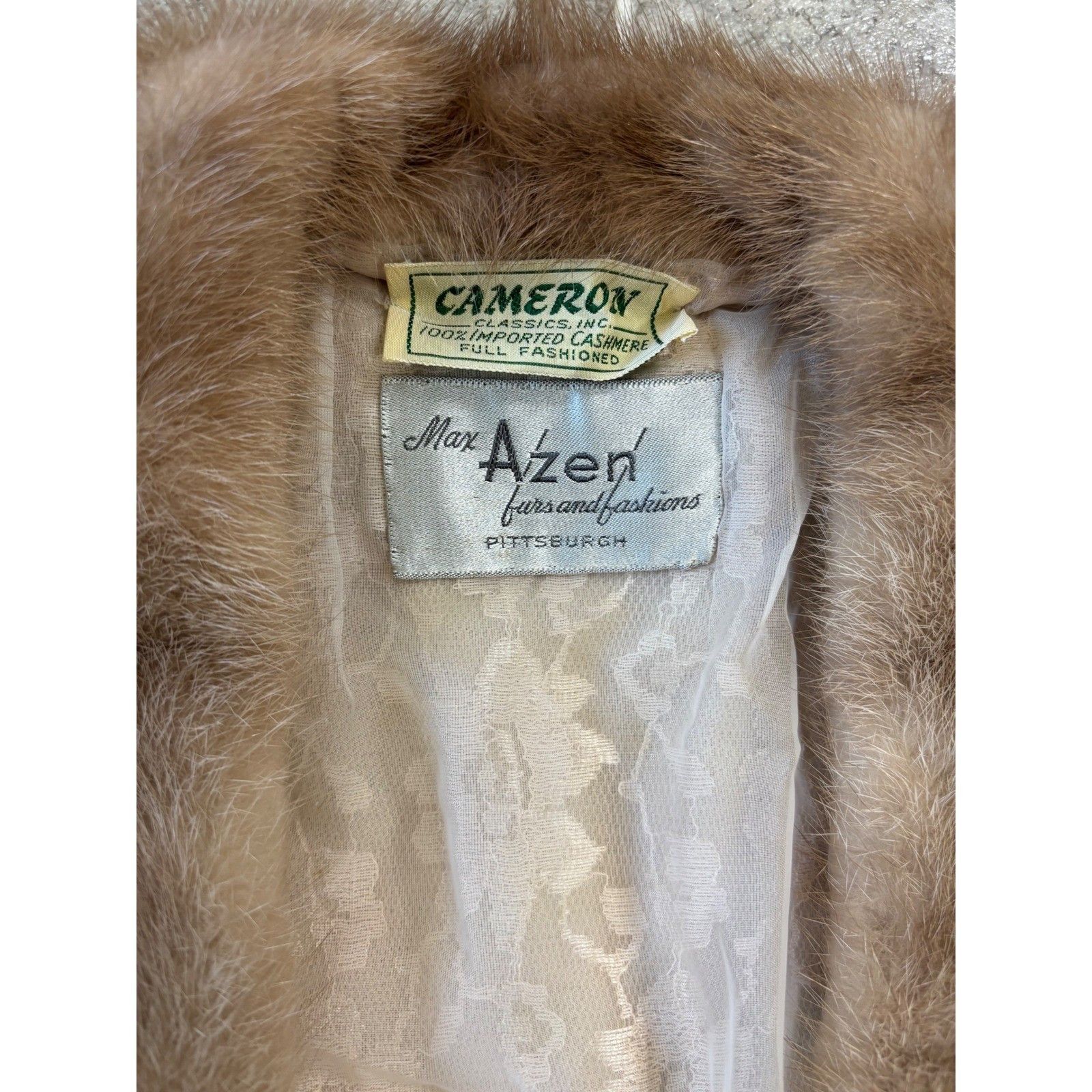 Other Vintage Cameron Classics Cashmere Cardigan Mink Fur Collar Size S / US 4 / IT 40 - 2 Thumbnail