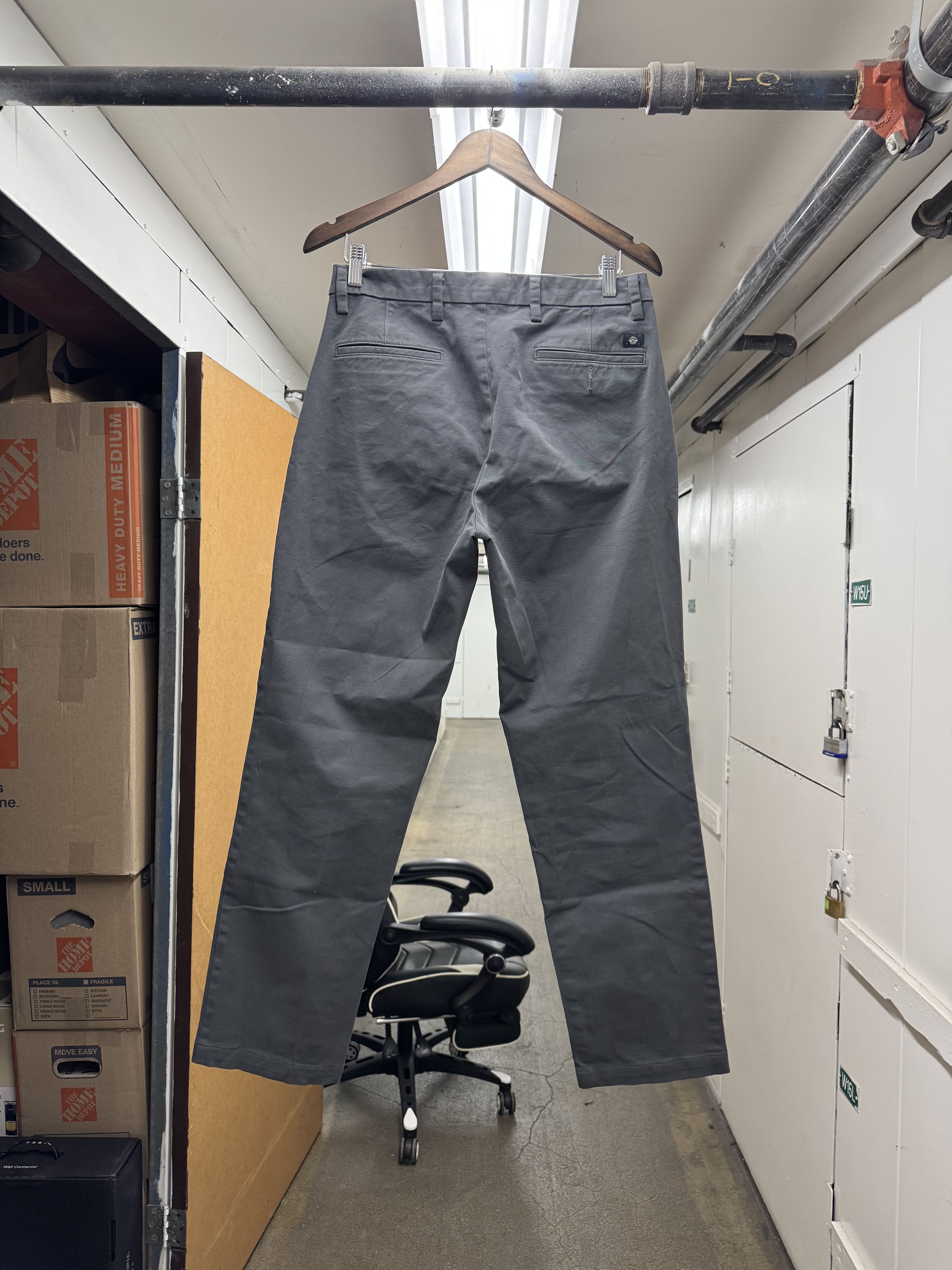 Dockers Dockers Waterless Slim Flex Side Zip Pocket 31 x 32 Chinos Size US 31 - 3 Thumbnail