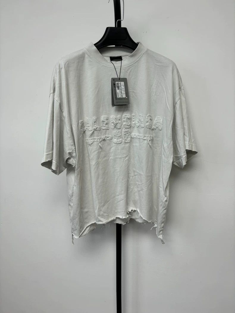 Balenciaga Balenciaga Cloth logo short sleeve Size US S / EU 44-46 / 1 - 1 Thumbnail