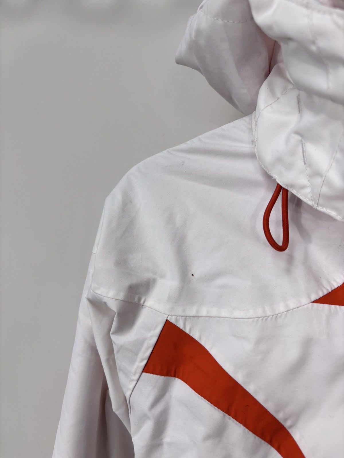 Nike ACG Nike ACG Vintage Women’s Outdoor Jacket Hooded Insulated Size S / US 4 / IT 40 - 8 Thumbnail