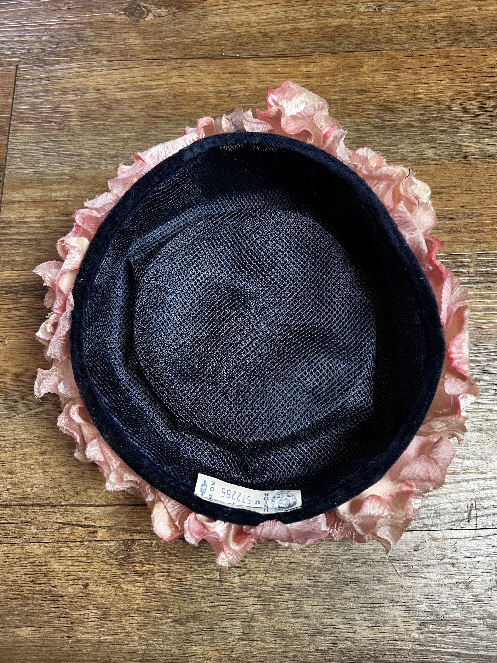 Vintage Vintage 1950's Union Made Navy Blue Straw + Pink Floral Hat Size ONE SIZE - 3 Thumbnail