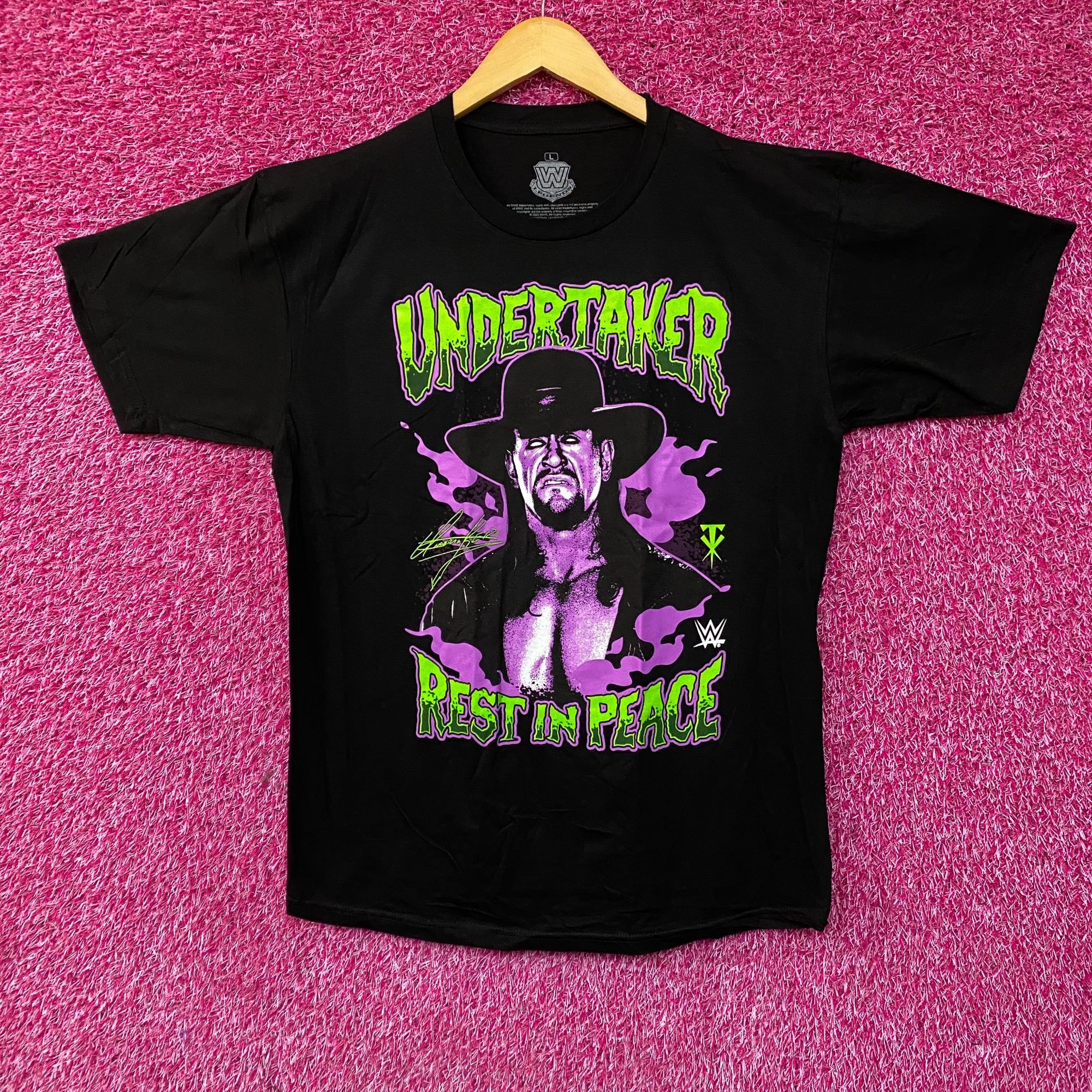WWE WWE Ash The Undertaker Rest In Peace Glow Ink T-Shirt Large Size US L / EU 52-54 / 3 - 1 Thumbnail