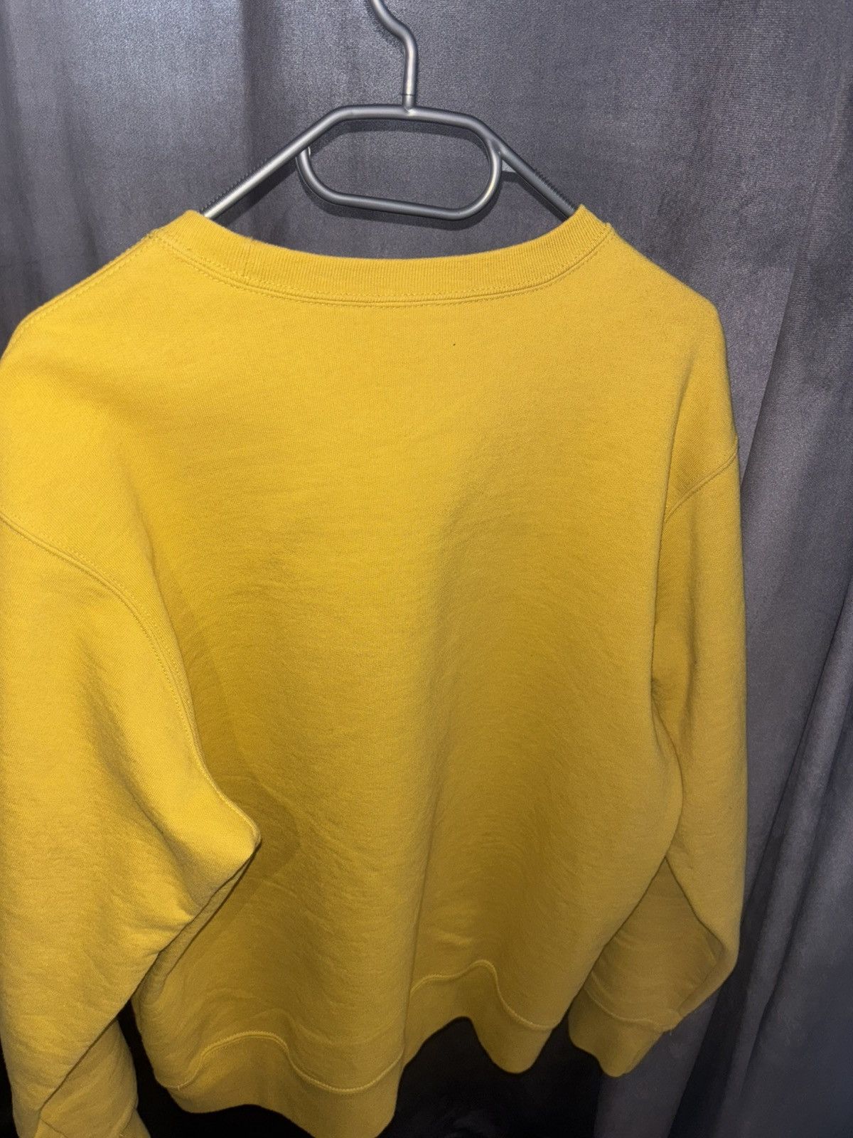 Supreme Supreme World Famous Crewneck Size US M / EU 48-50 / 2 - 4 Thumbnail