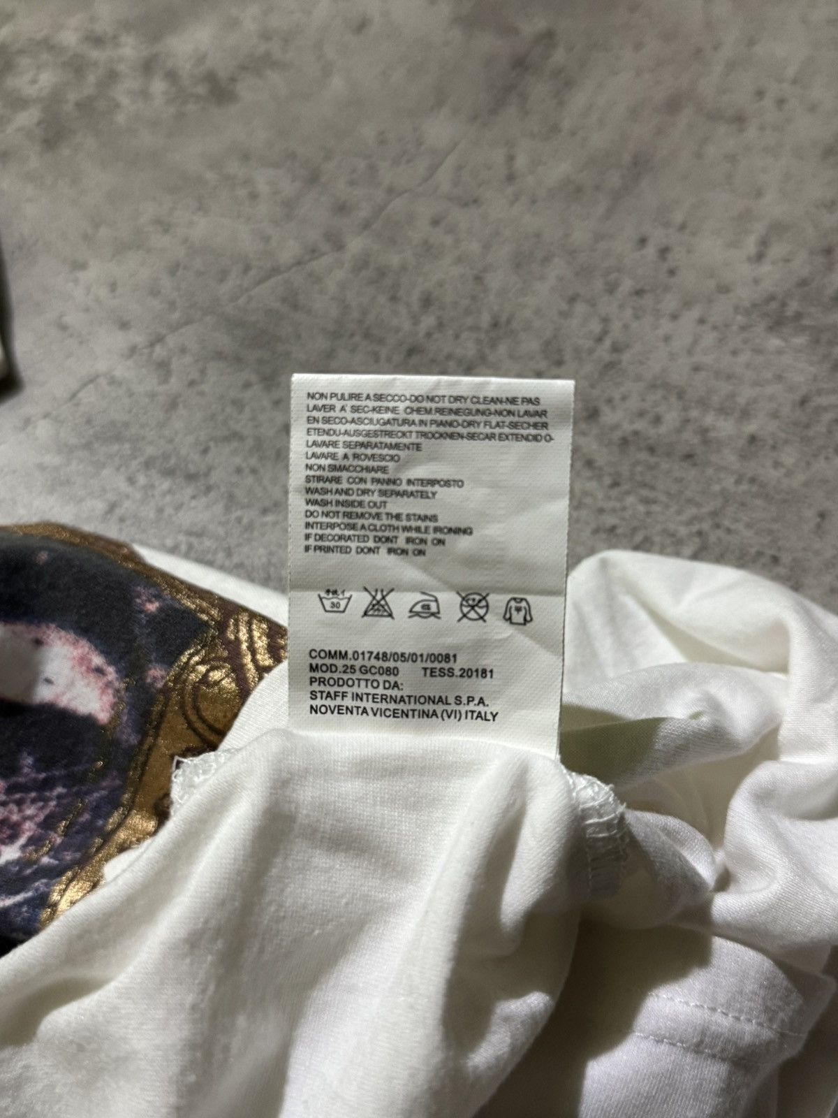 Vivienne Westwood VIVIENNE WESTWOOD QUEEN ELIZABETH TSHIRT Size US M / EU 48-50 / 2 - 5 Thumbnail
