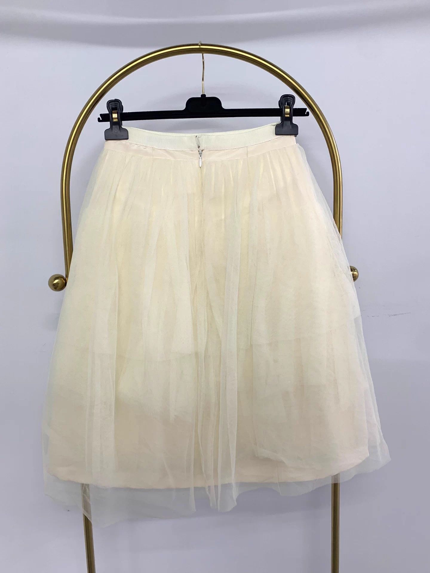 Dior Dior white tulle skirt 34 new Size 25" / US 0 / IT 36 - 3 Thumbnail