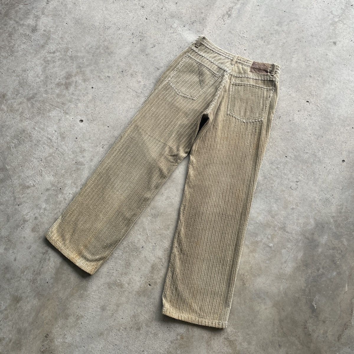 Carhartt W30 Vintage Carhartt Corduroi Faded Brown Trousers Pants Size US 30 / EU 46 - 13 Thumbnail