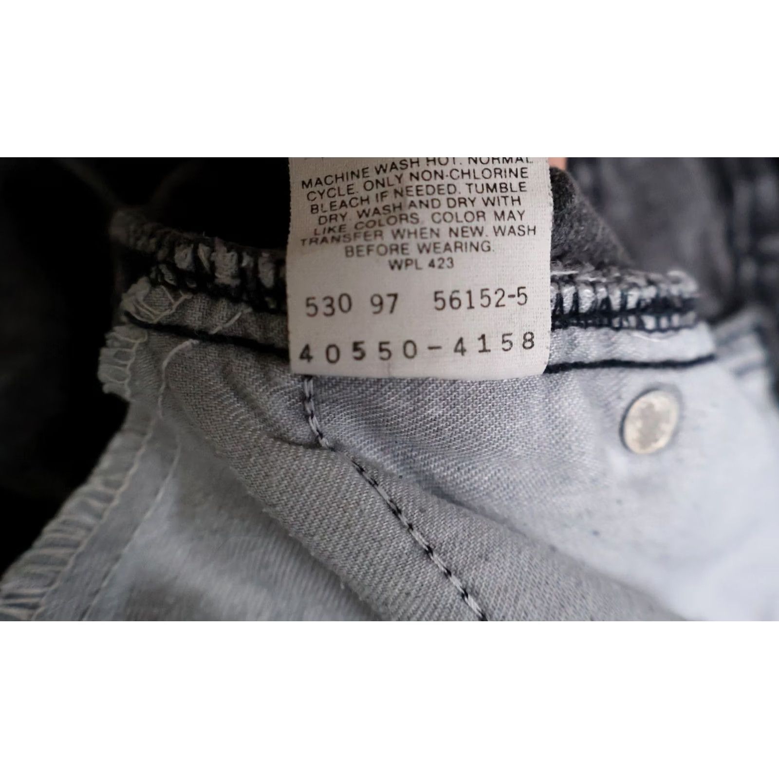 Levi's VINTAGE Levi's Jeans 40550 Men 29 x 32 Gray Acid Wash Tapered Leg 90s Grunge Retro VTG Mens Jeans Size US 29 - 4 Thumbnail