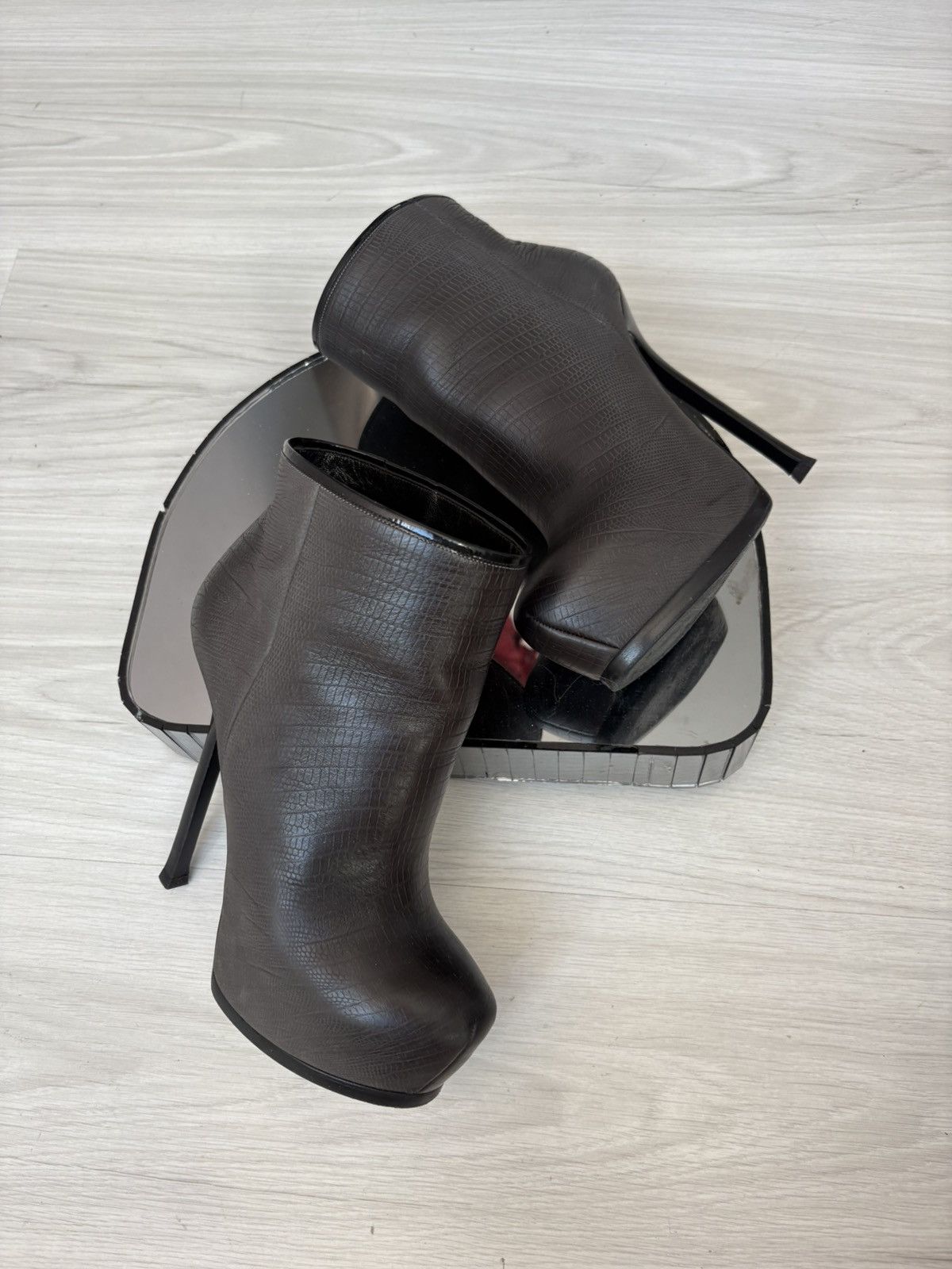 Yves Saint Laurent YSL Tribtoo boots Size US 6.5 / IT 36.5 - 20 Thumbnail