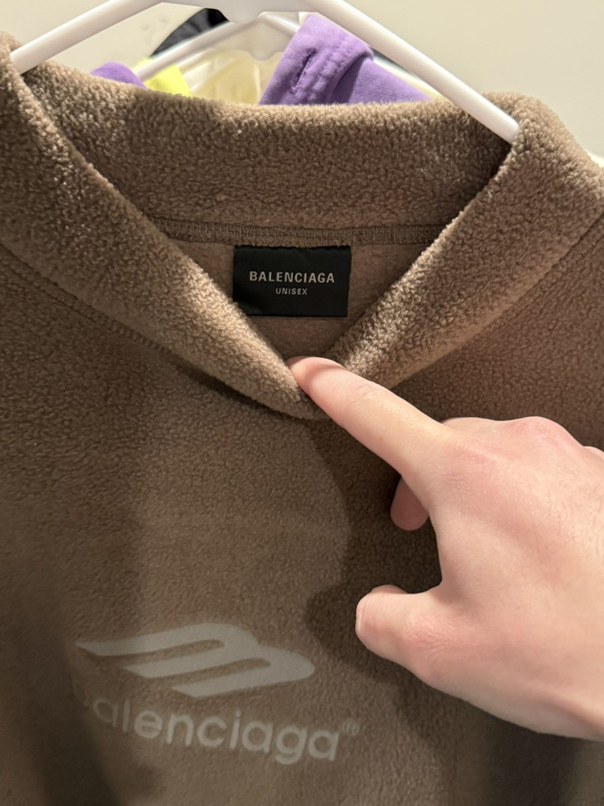 Balenciaga Balenciaga Fuzzy 3B Sweater Size US M / EU 48-50 / 2 - 13 Thumbnail