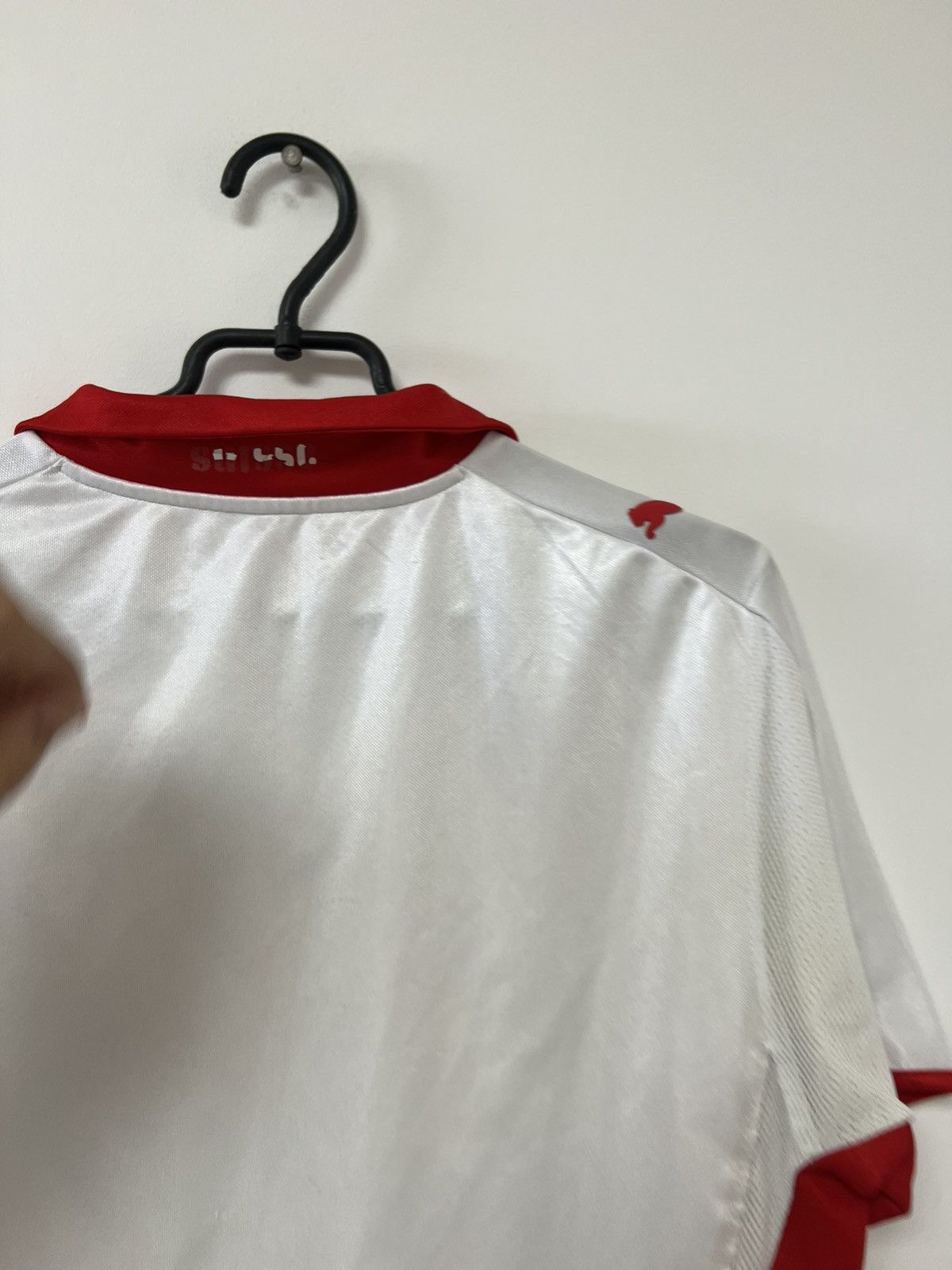 Puma Vintage Switzerland 2007/2008 Away Football Shirt Jersey Size US L / EU 52-54 / 3 - 17 Thumbnail