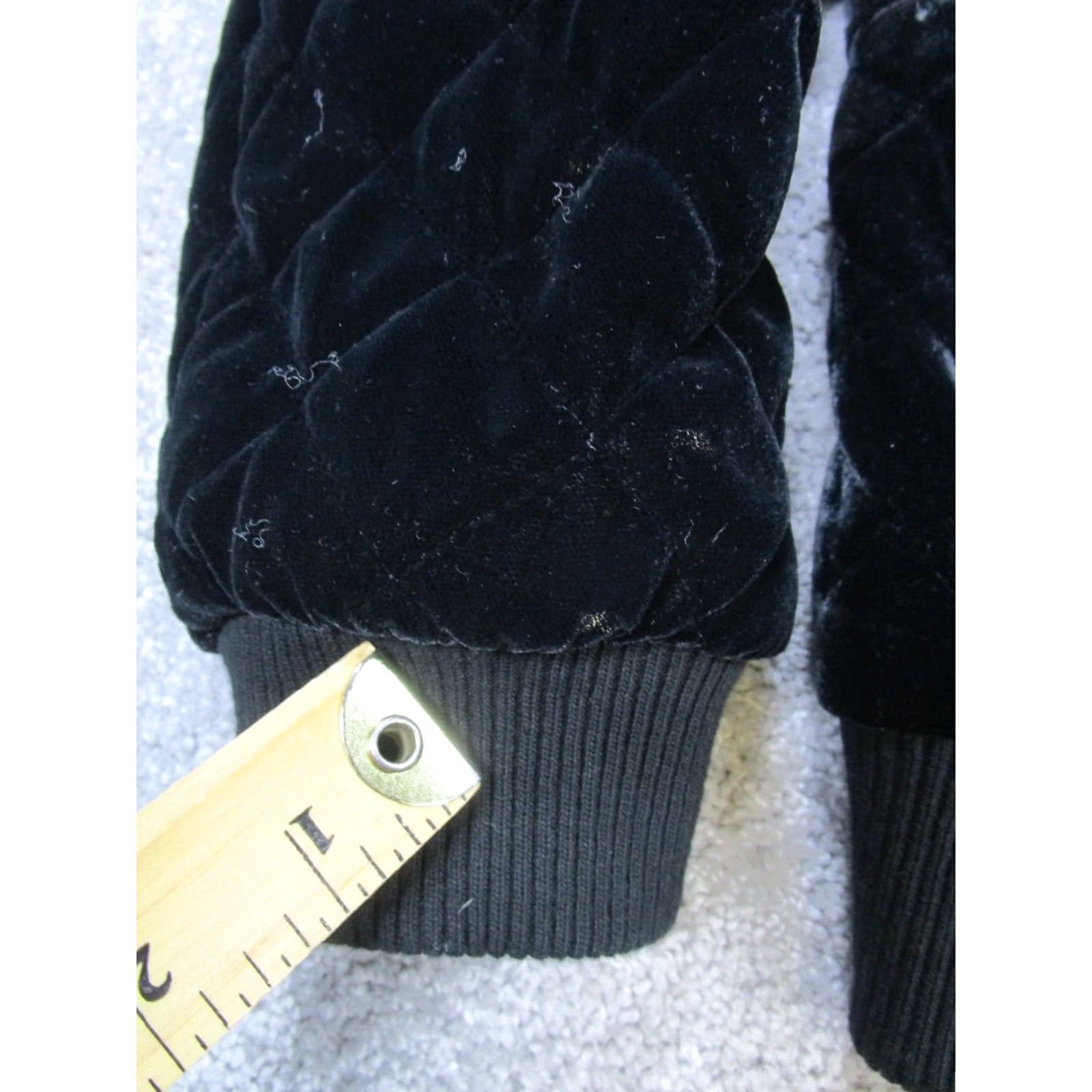 Banana Republic Banana Republic Jacket Womens Medium Black Quilted Velvet Bomber Jacket Women's Medium Black Quilted Velvet Bomber Size M / US 6-8 / IT 42-44 - 7 Thumbnail